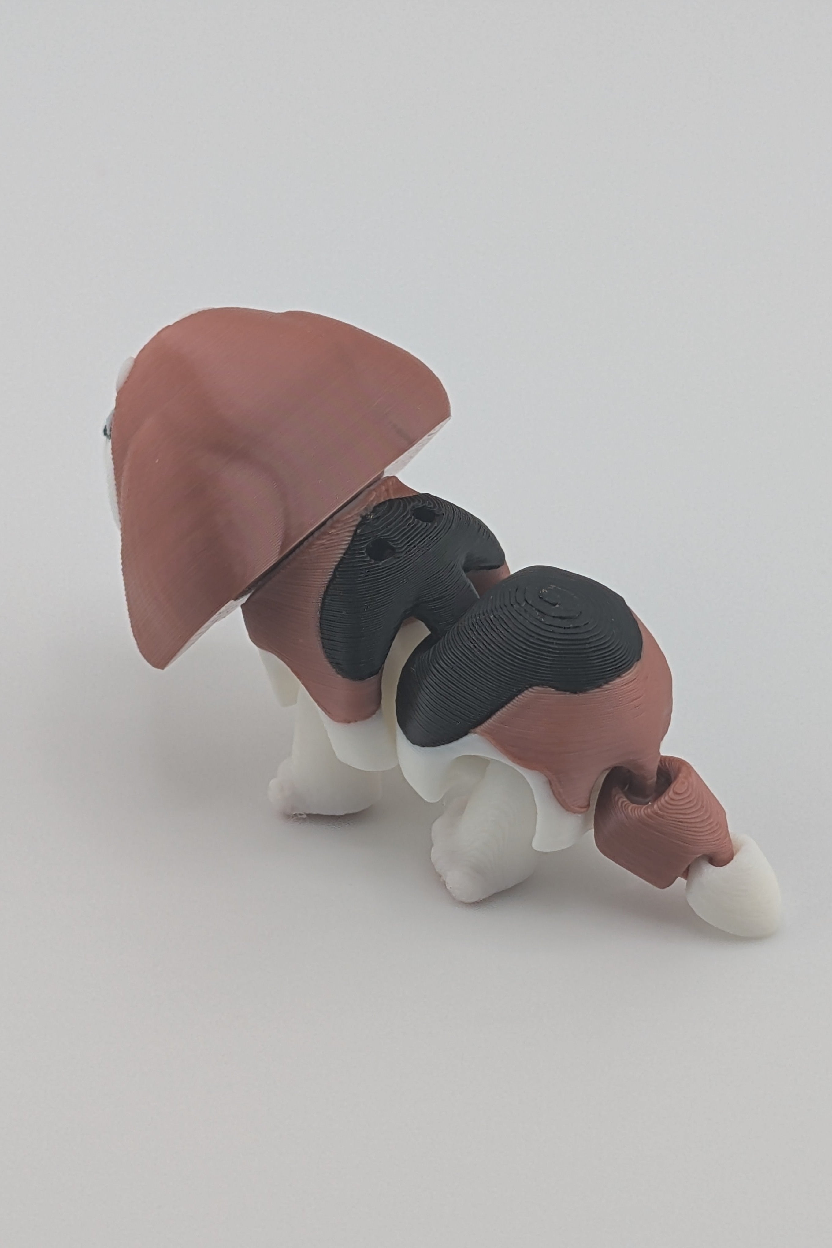Mini Articulated Beagle Fidget Toy – Poseable Pup with Personality