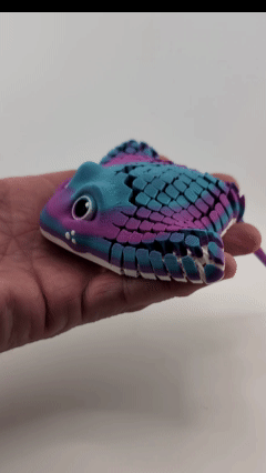 Flexi Manta Ray Fidget Toy Articulated Sea Creature Made from PLA Plastic