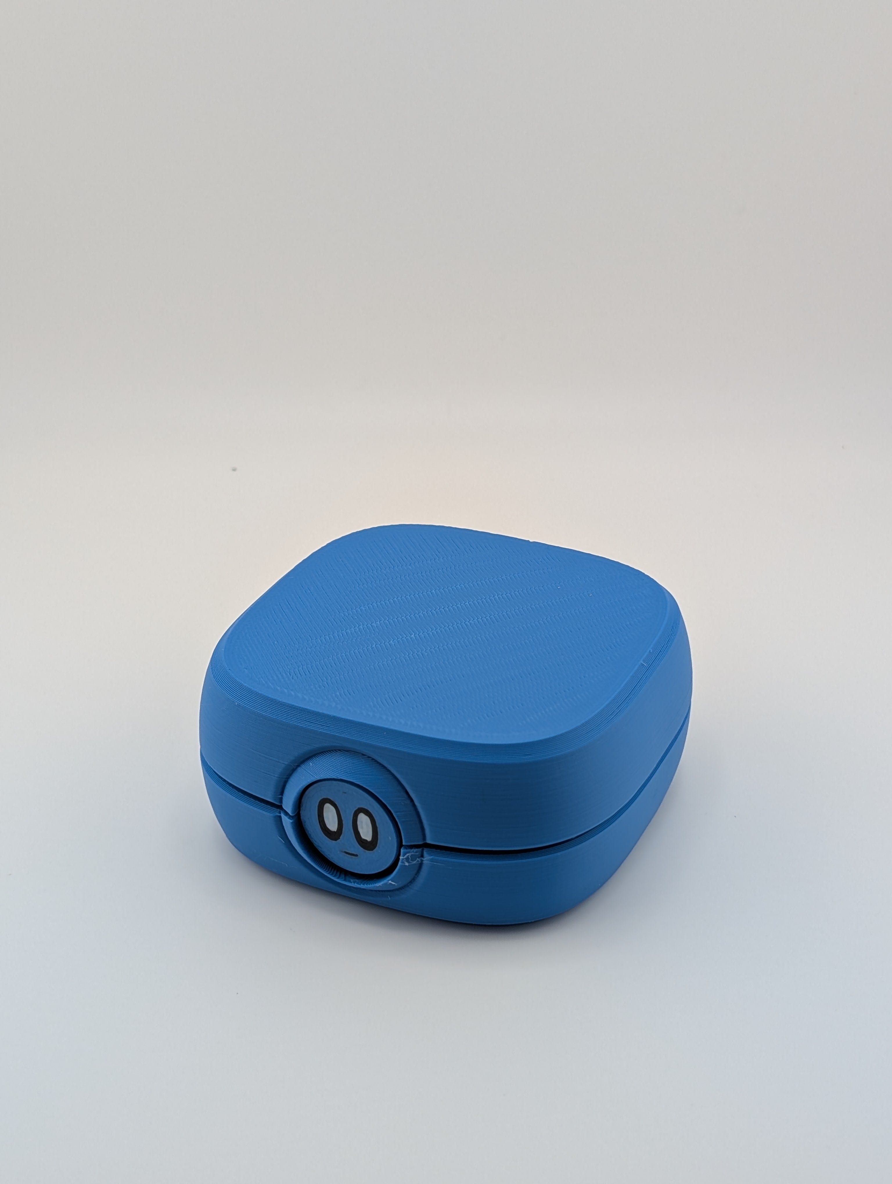 Pocket Mushroom Forest – Miniature Fantasy Diorama with Gnome and Hedgehogs