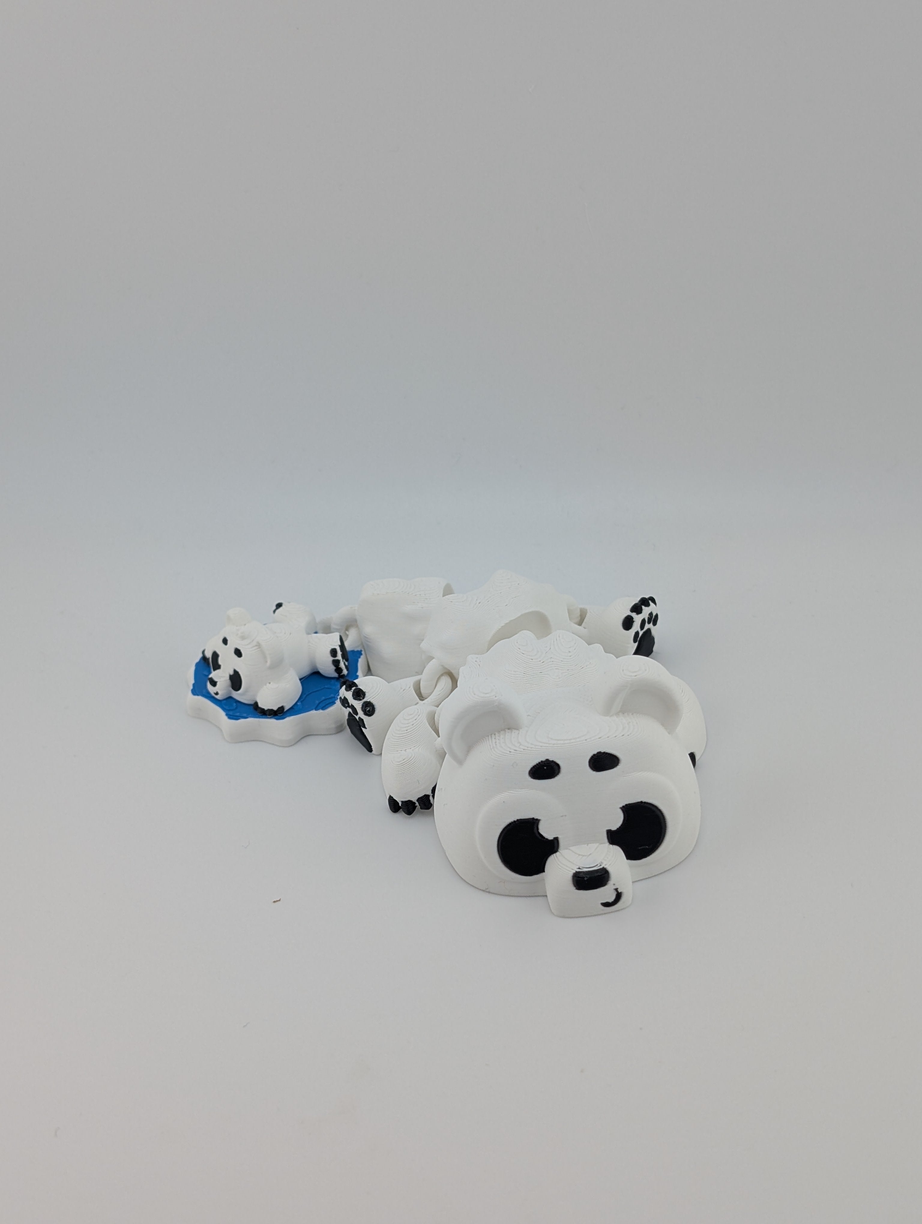 Polar Bear Mini Dragon – Flexi Fidget Toy with Arctic Flair