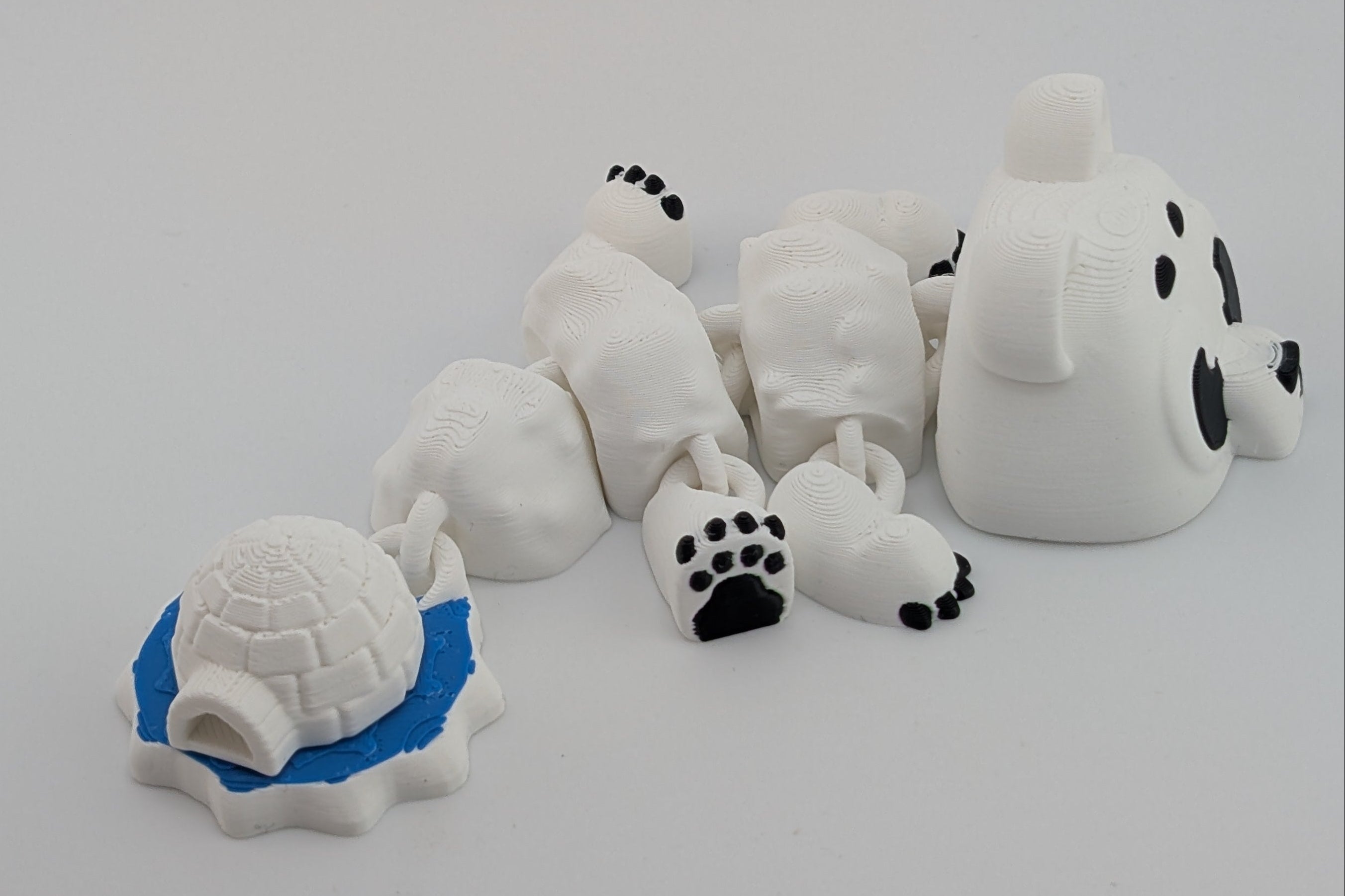 Polar Bear Mini Dragon – Flexi Fidget Toy with Arctic Flair