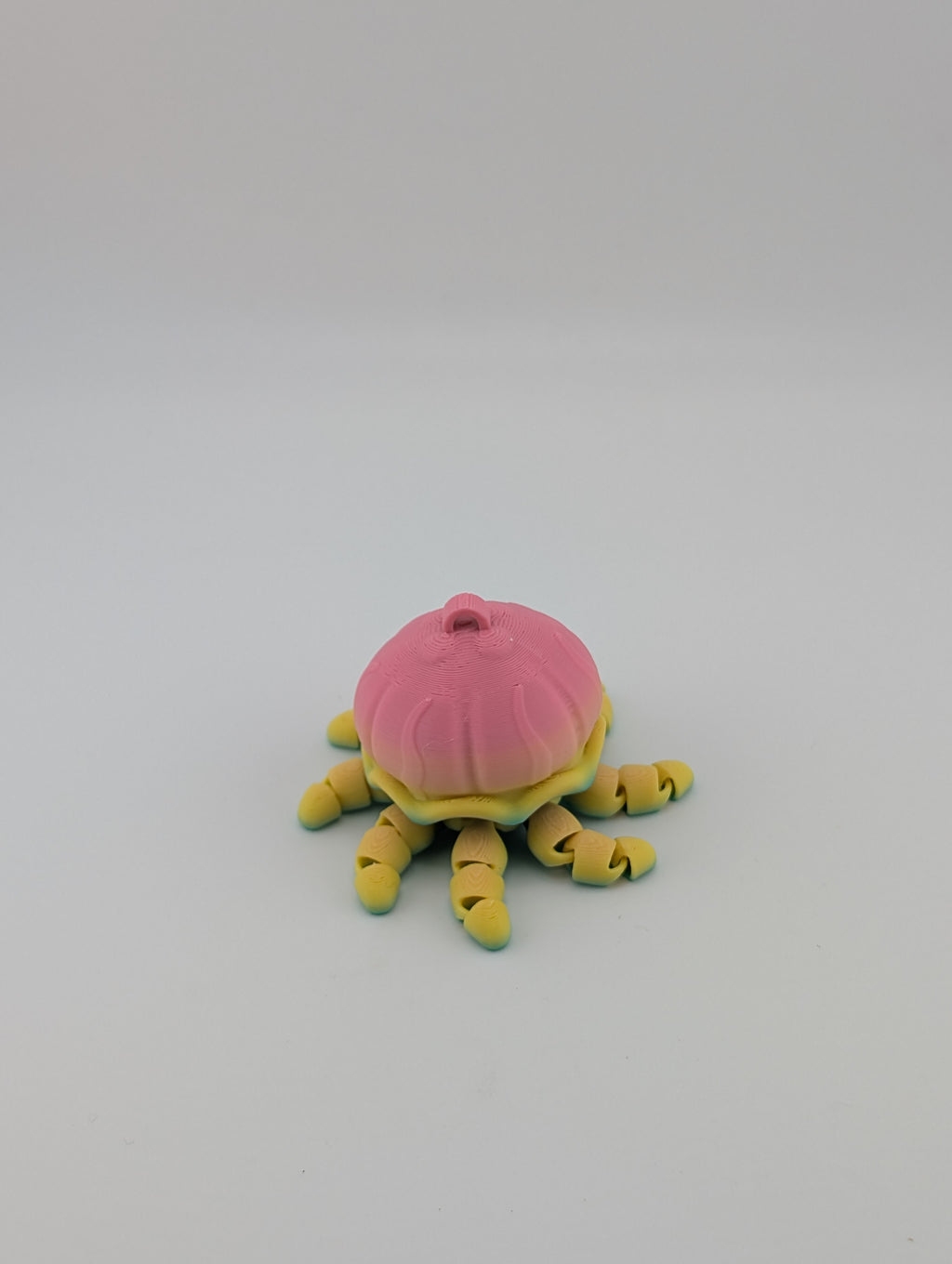 Flexi Jellyfish Keychain – Rainbow Fidget Fun for All Ages