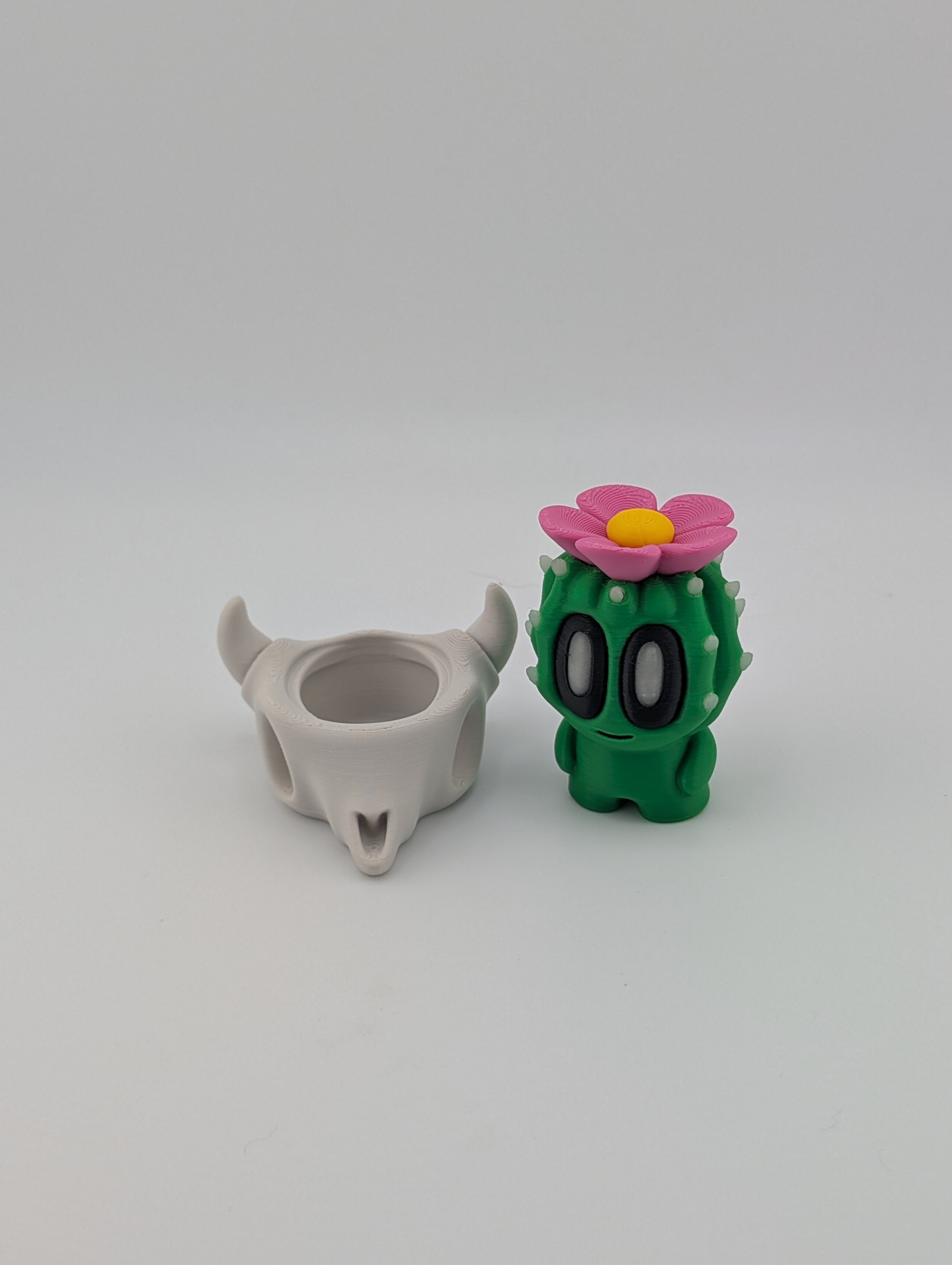 Bloblab Cactus in Skull Pot – Quirky Charm with a Glowing Floral Twist