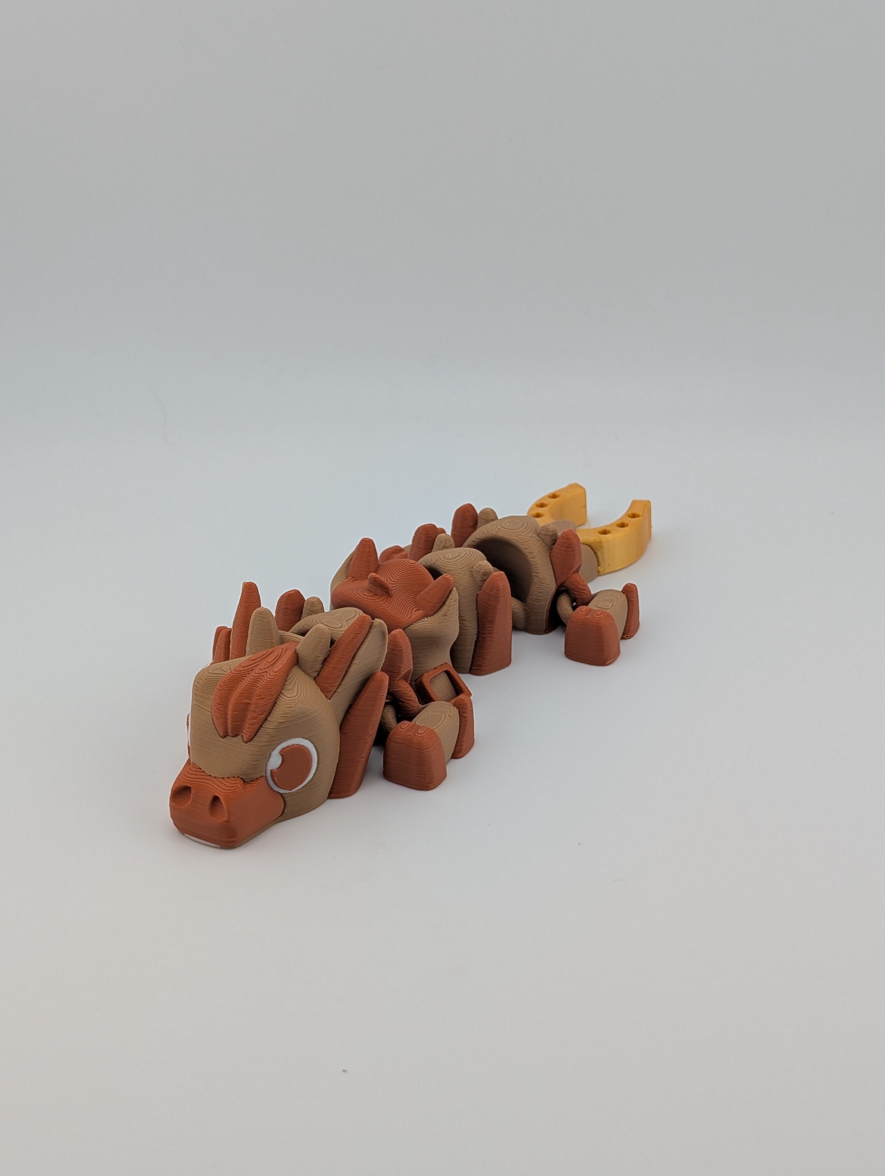 Mini Flexi Dragon – Horse-Inspired with Saddle & Golden Horseshoe