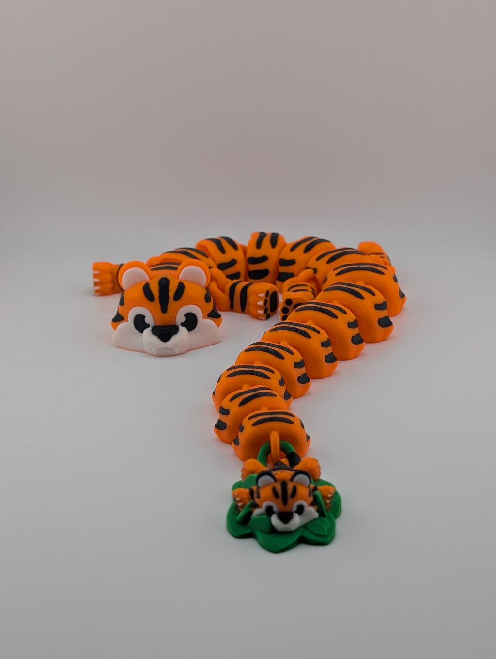 Jungle Prowler Flexi Dragon – 17" Articulated Tiger with Baby Tail Cub