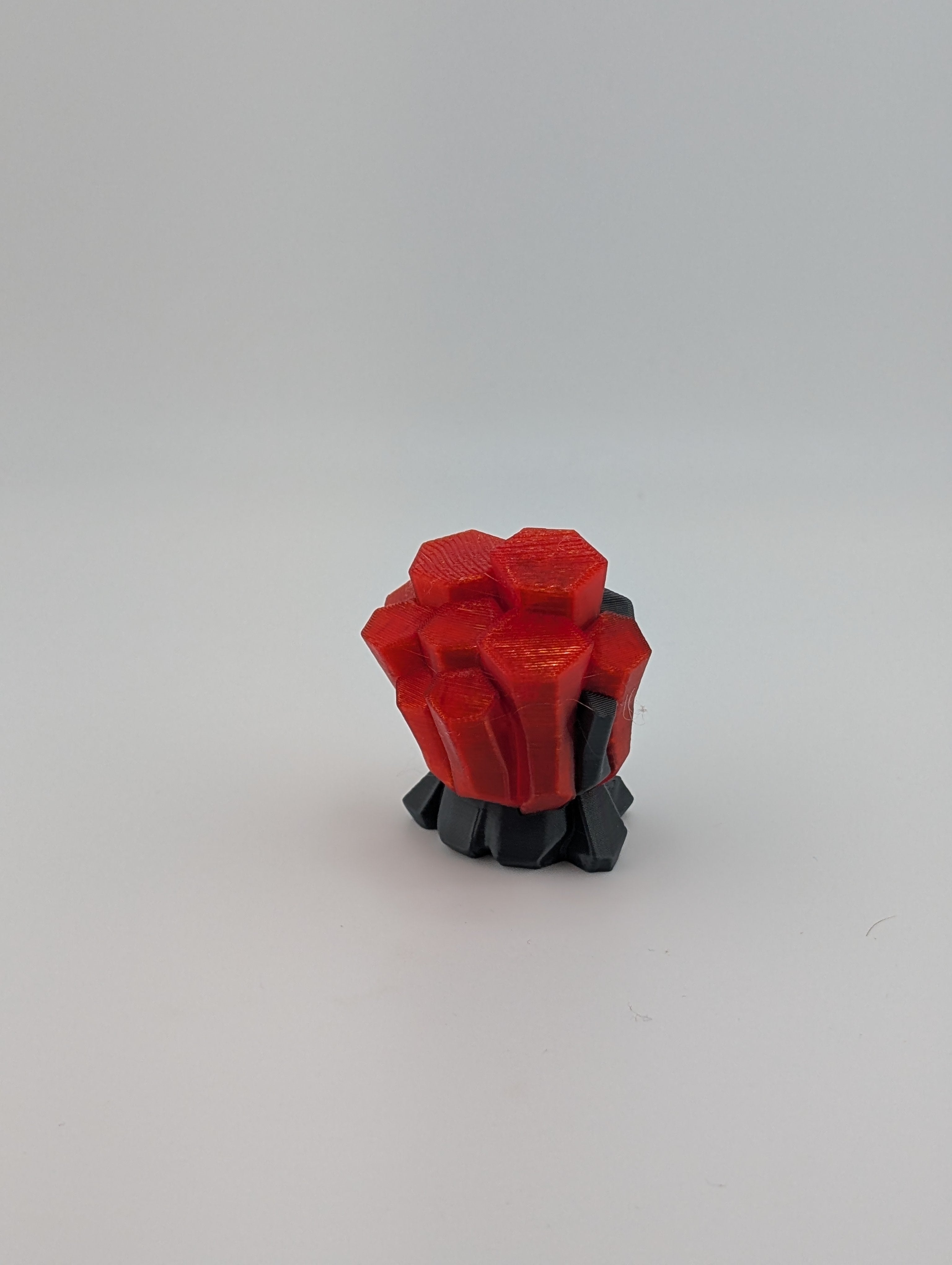 Bloblab Prehistoric Series – Crystal Rock Pet (Gray & Red Transparent PLA)