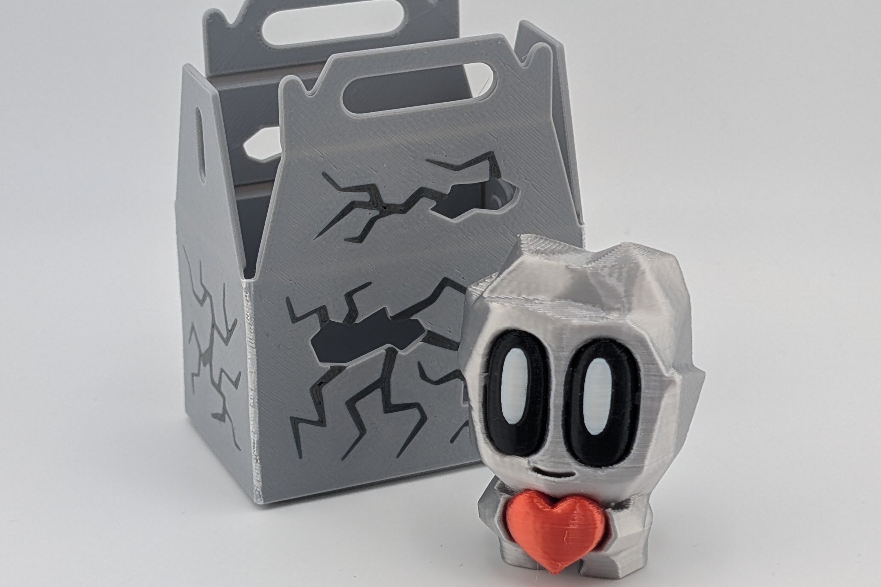 Bloblab Prehistoric Series – Heart Rock Pet (Silk Silver & Red PLA)