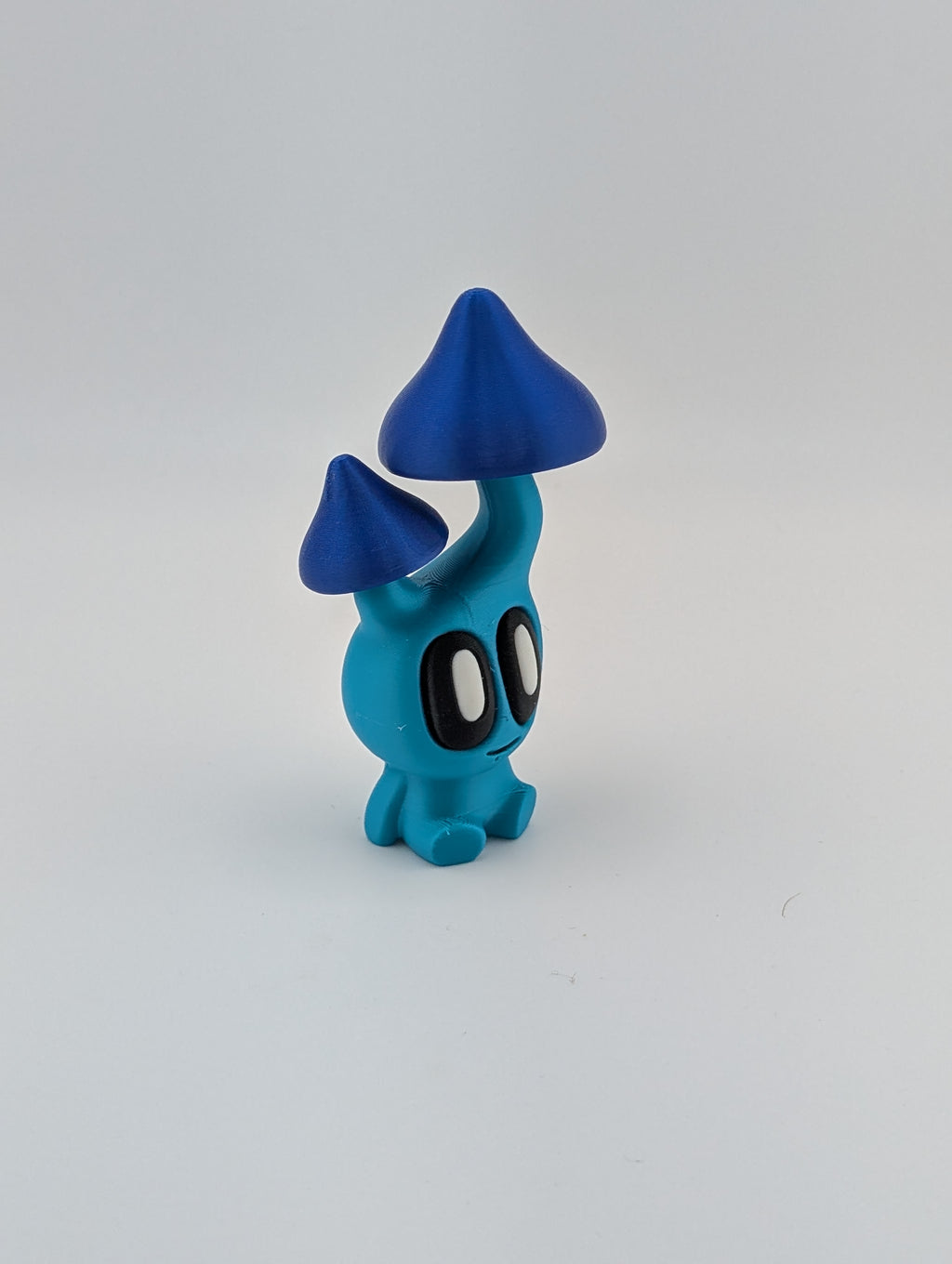 Bloblab Mushroom Series – Twincap Blue Shroom (Blue PLA with Stump Base)