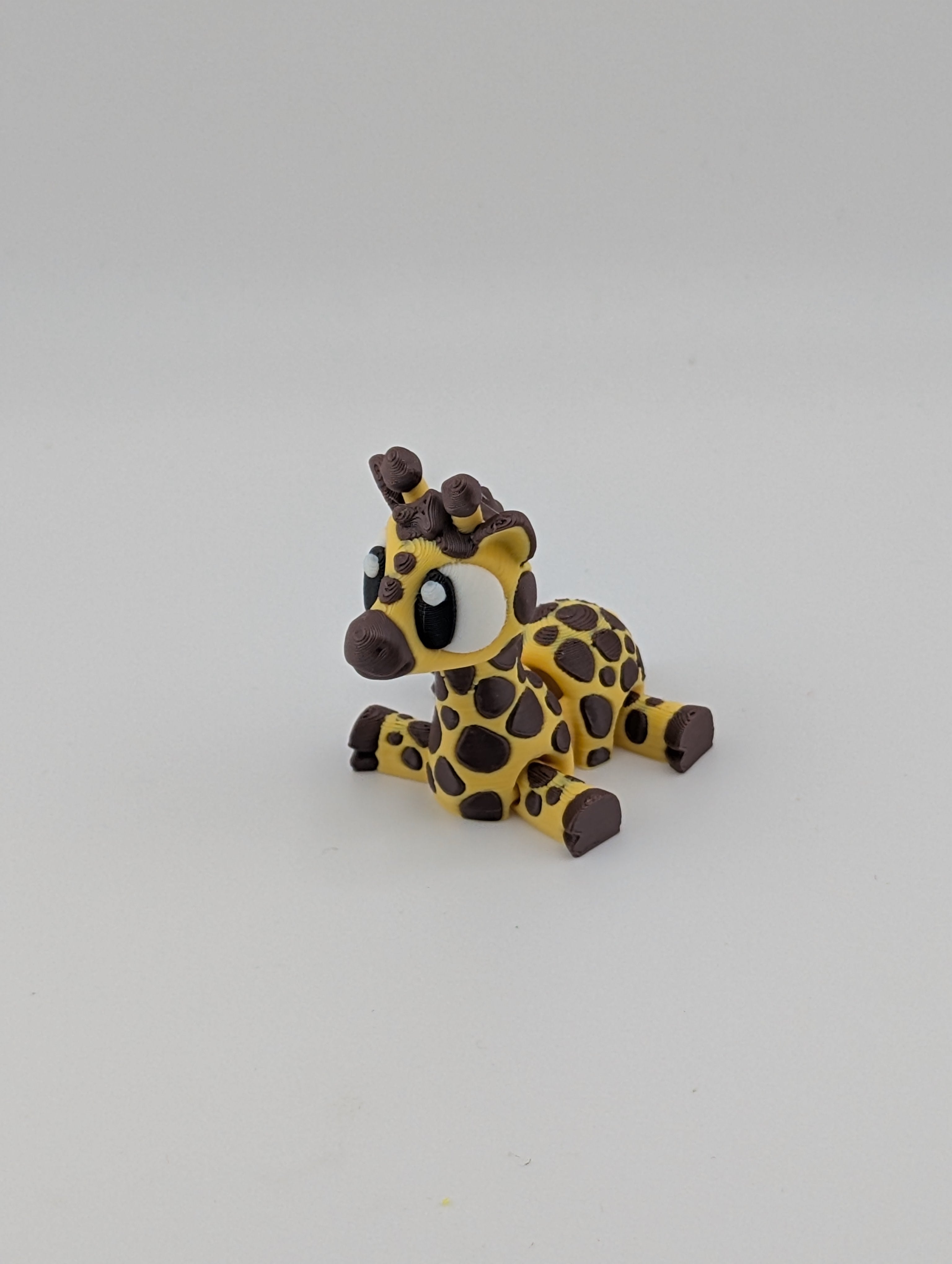 🦒✨ Mini Flexi-Giraffe! 🌍 2.25" Articulated Safari Fidget & Keychain Charm 🔑🥨