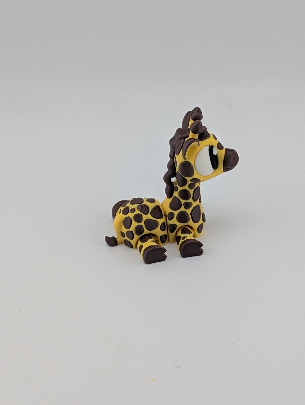 🦒✨ Mini Flexi-Giraffe! 🌍 2.25" Articulated Safari Fidget & Keychain Charm 🔑🥨