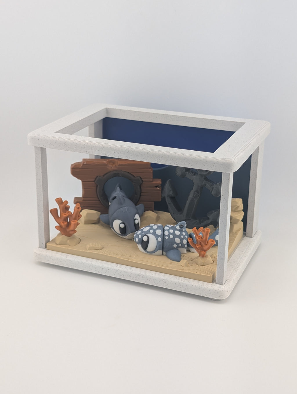 Aquarium Diorama: Spotted Shark and Grey Shark Duo