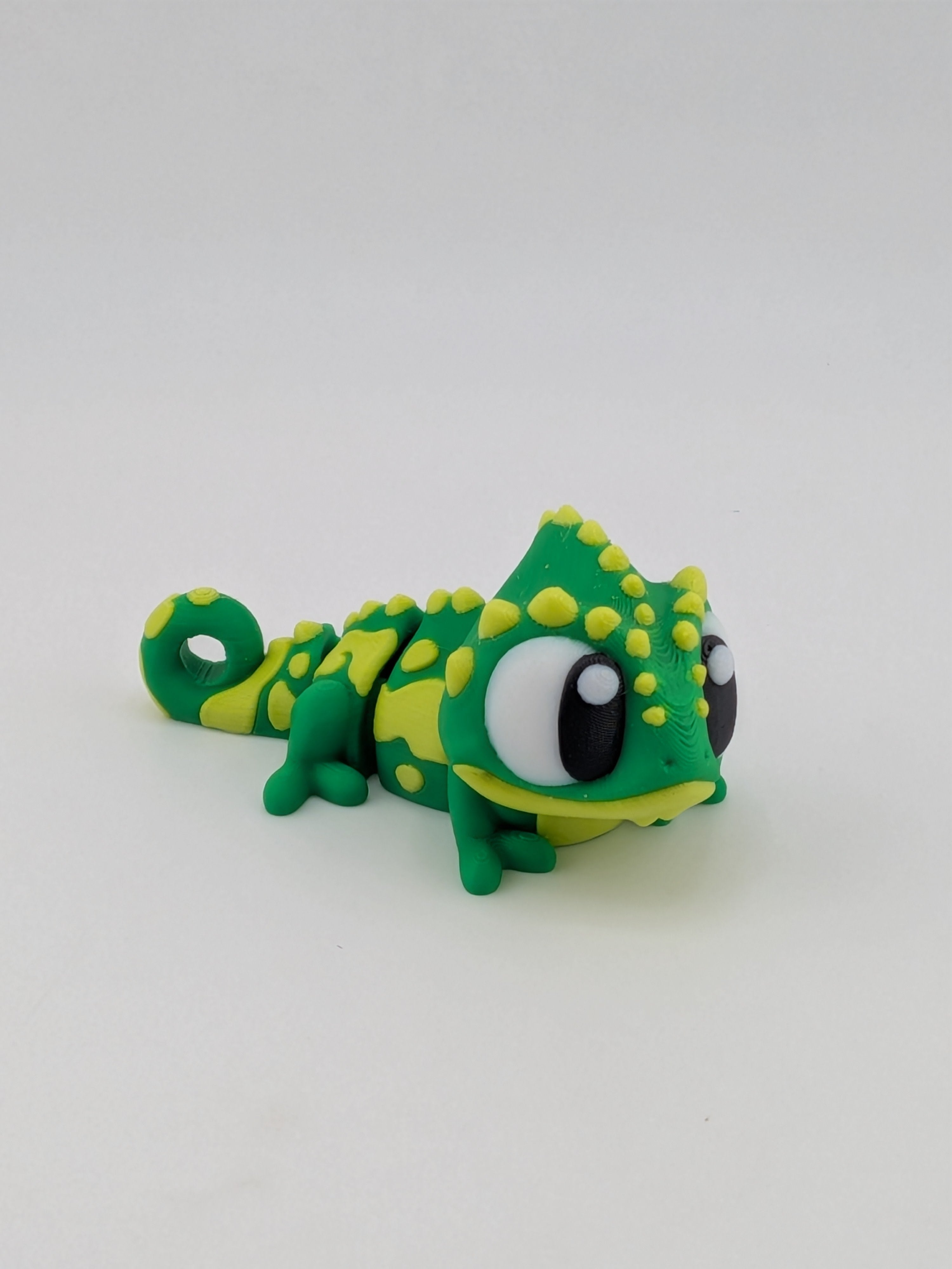 🦎✨ 2.75" Mini Flexi-Chameleon | Articulated "Color-Shift" Fidget Bag Charm 🌴🌀