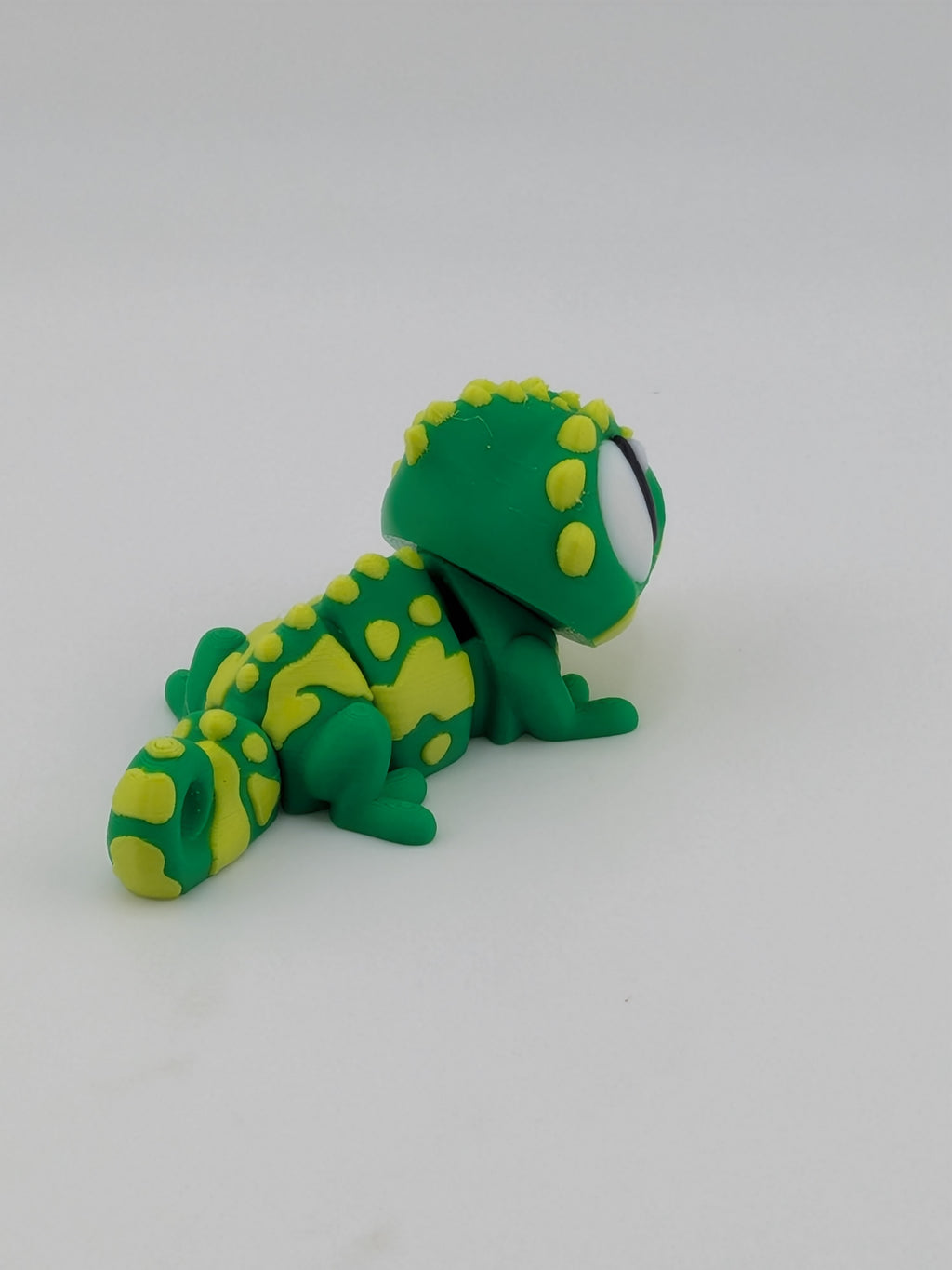 🦎✨ 2.75" Mini Flexi-Chameleon | Articulated "Color-Shift" Fidget Bag Charm 🌴🌀