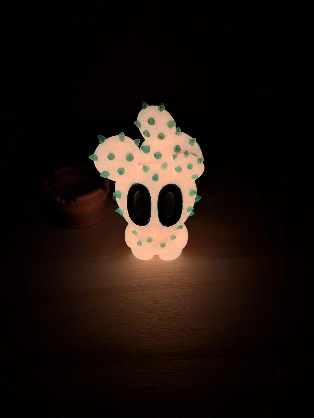 🌵✨ UV-Glow Cactus Blob! ☀️ 2.5" Sun-Reactive Articulated Prickly Fidget 🏜️🔦