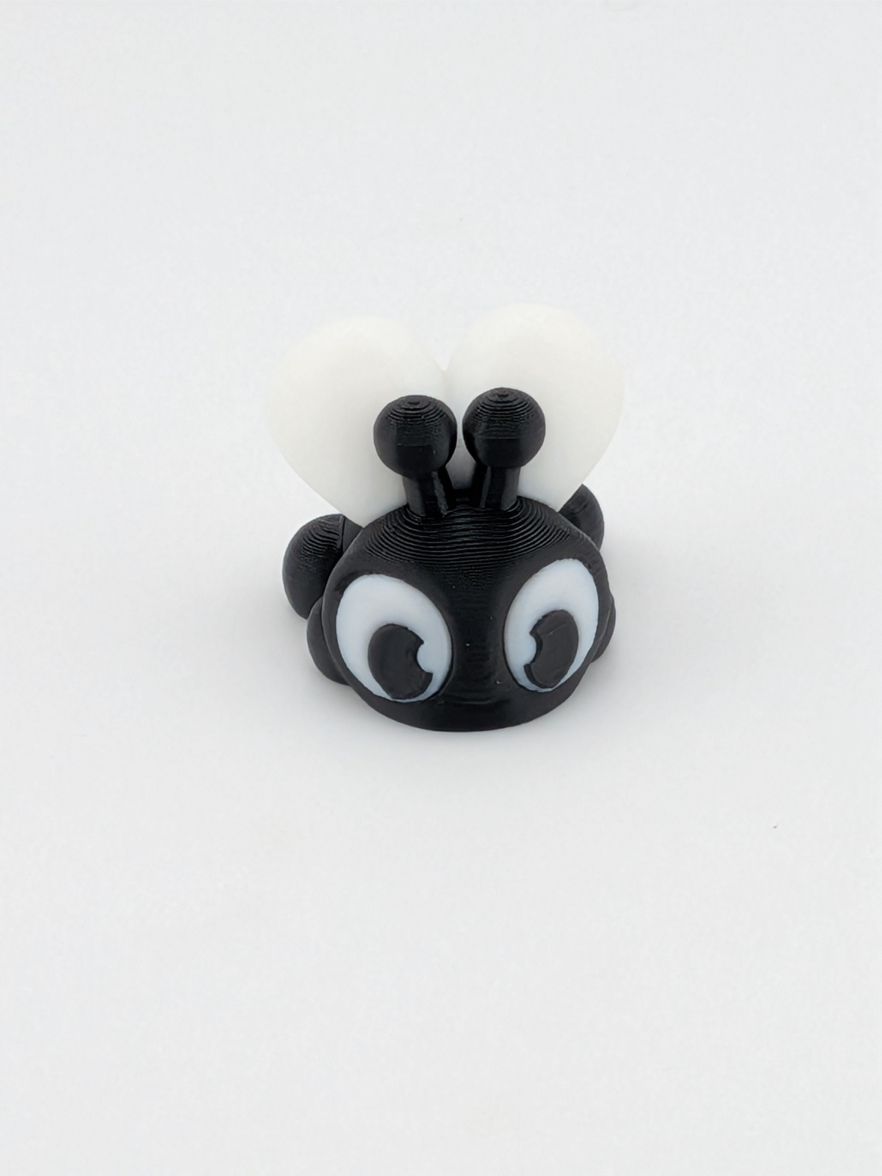 🪰🧲 Magnetic Mini Fly Swarm! 🤏 Quarter-Sized Articulated Fridge Fidgets ✨🧺