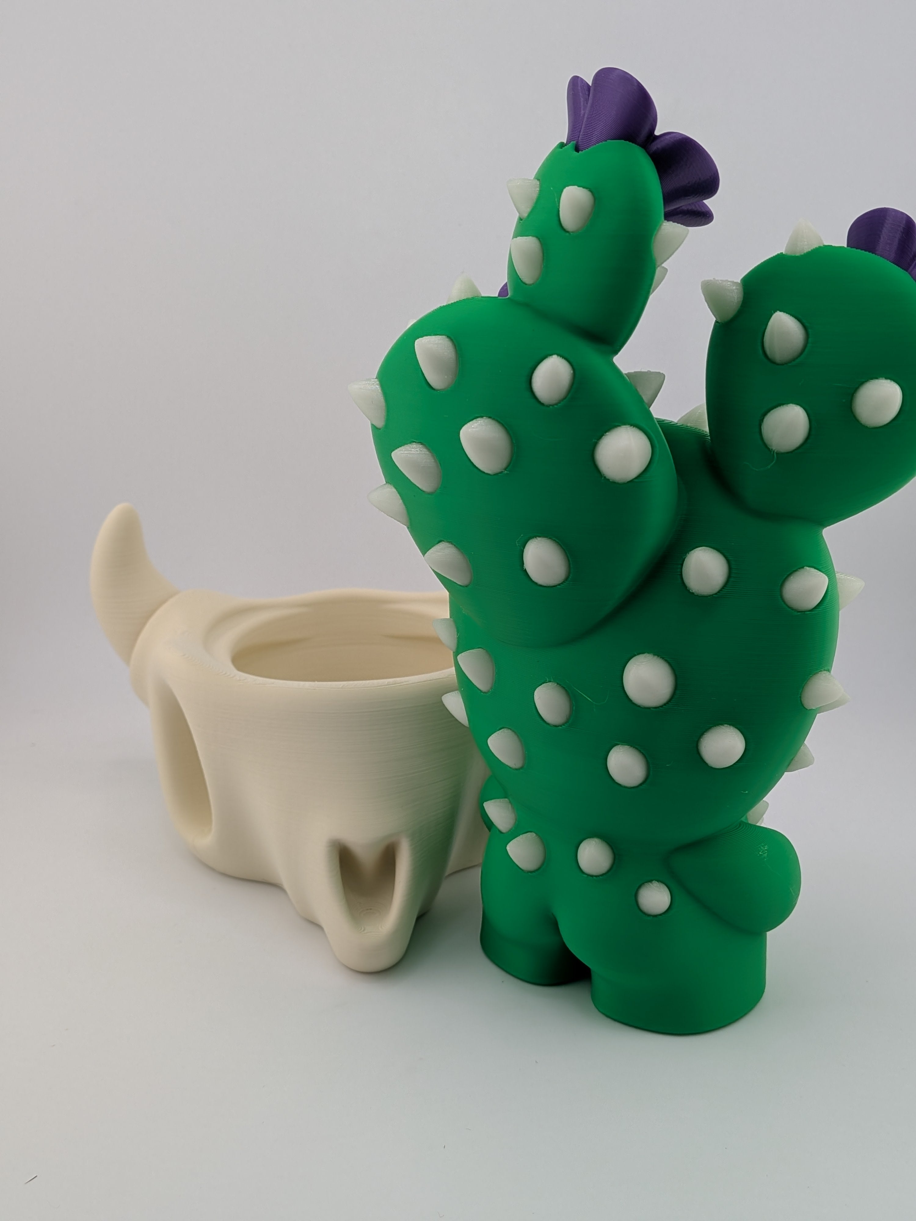 🌵💀 Expressive Bloblab Cactus! ✨ 8.12" Articulated Trio-Bloom & Skull Pot Set 🌸👀