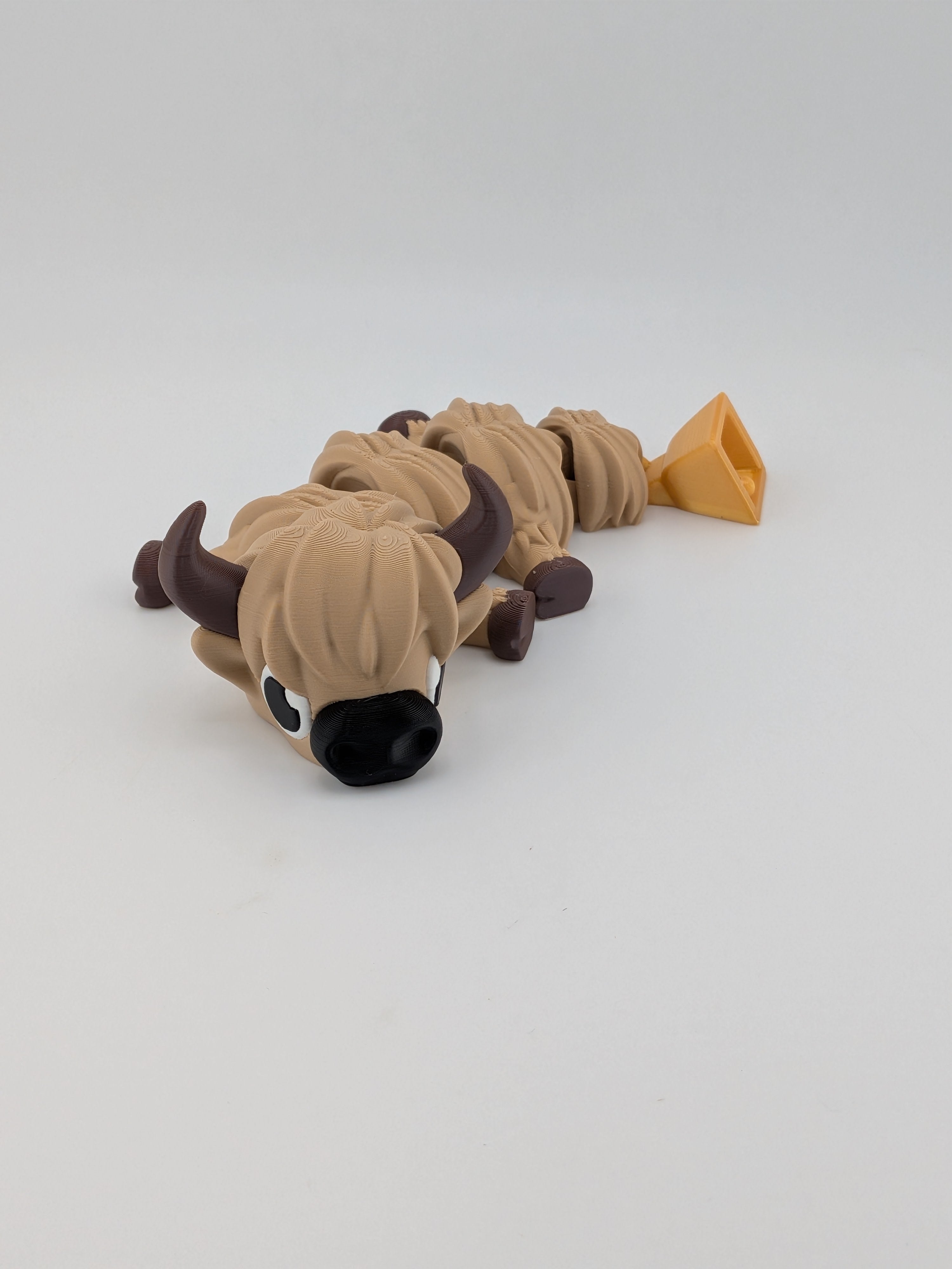 🐮🔔 6" Highland Cow Flexi | Shaggy Articulated "Moo-ver" with Gold Bell Tail ✨🌾