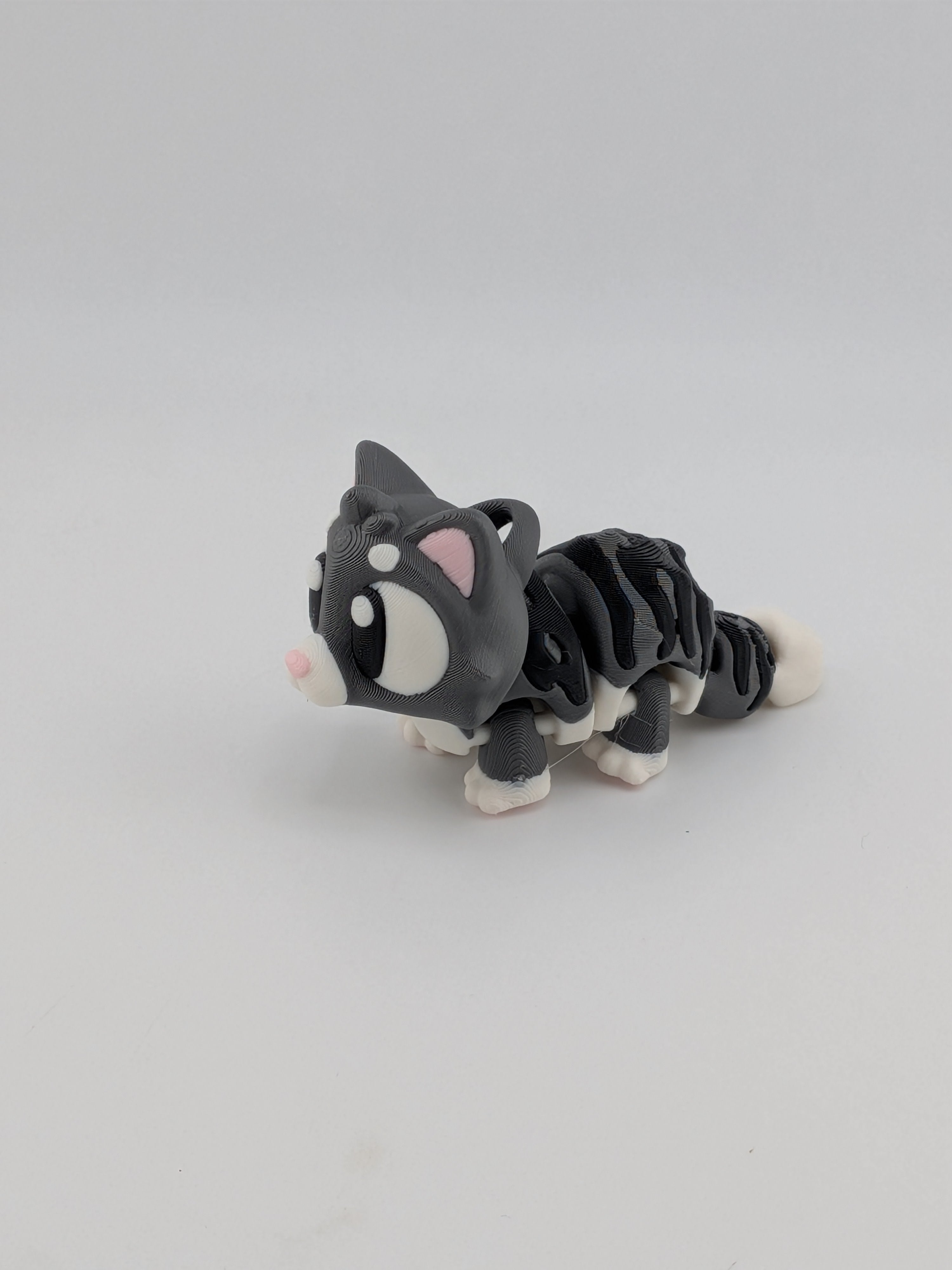 🐱✨ 3" Striped Flexi Cat Keychain | Articulated "Tabby-Style" Fidget Toy 🐾🧶