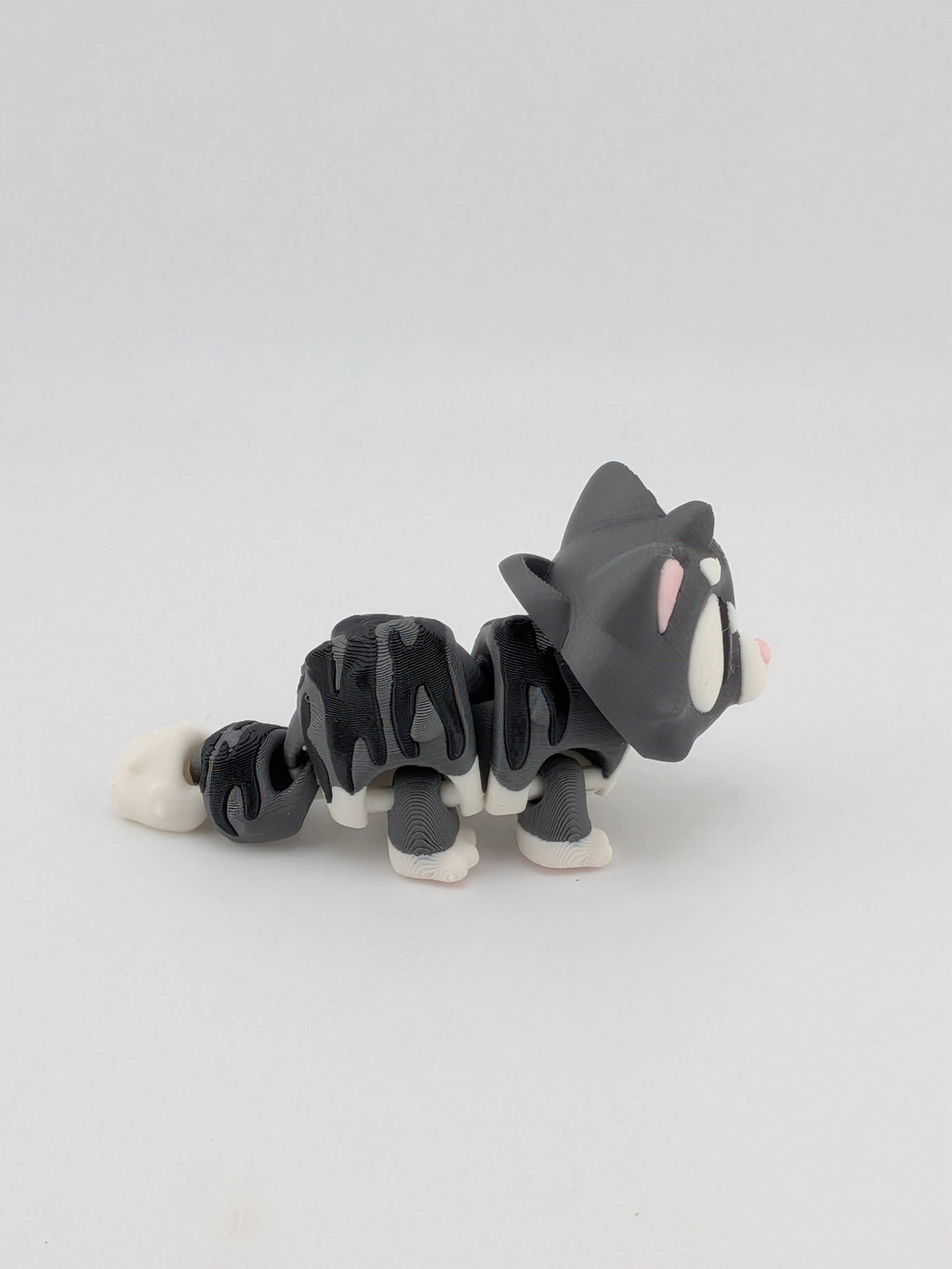 🐱✨ 3" Striped Flexi Cat Keychain | Articulated "Tabby-Style" Fidget Toy 🐾🧶