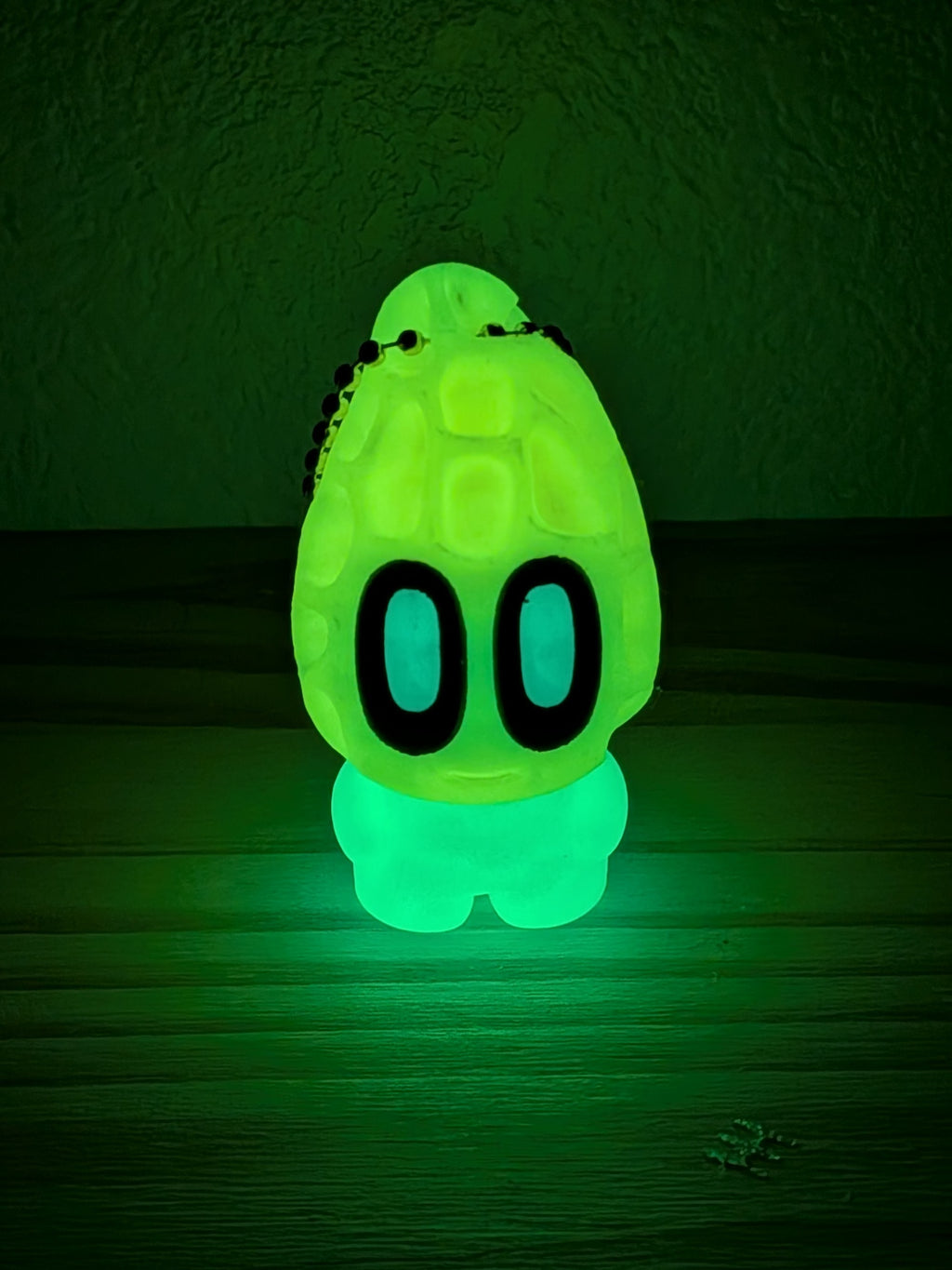 🍄✨ Glow Morel Mushroom Keychain! 🔑 UV Reactive Articulated Bag Buddy 🌟🛸