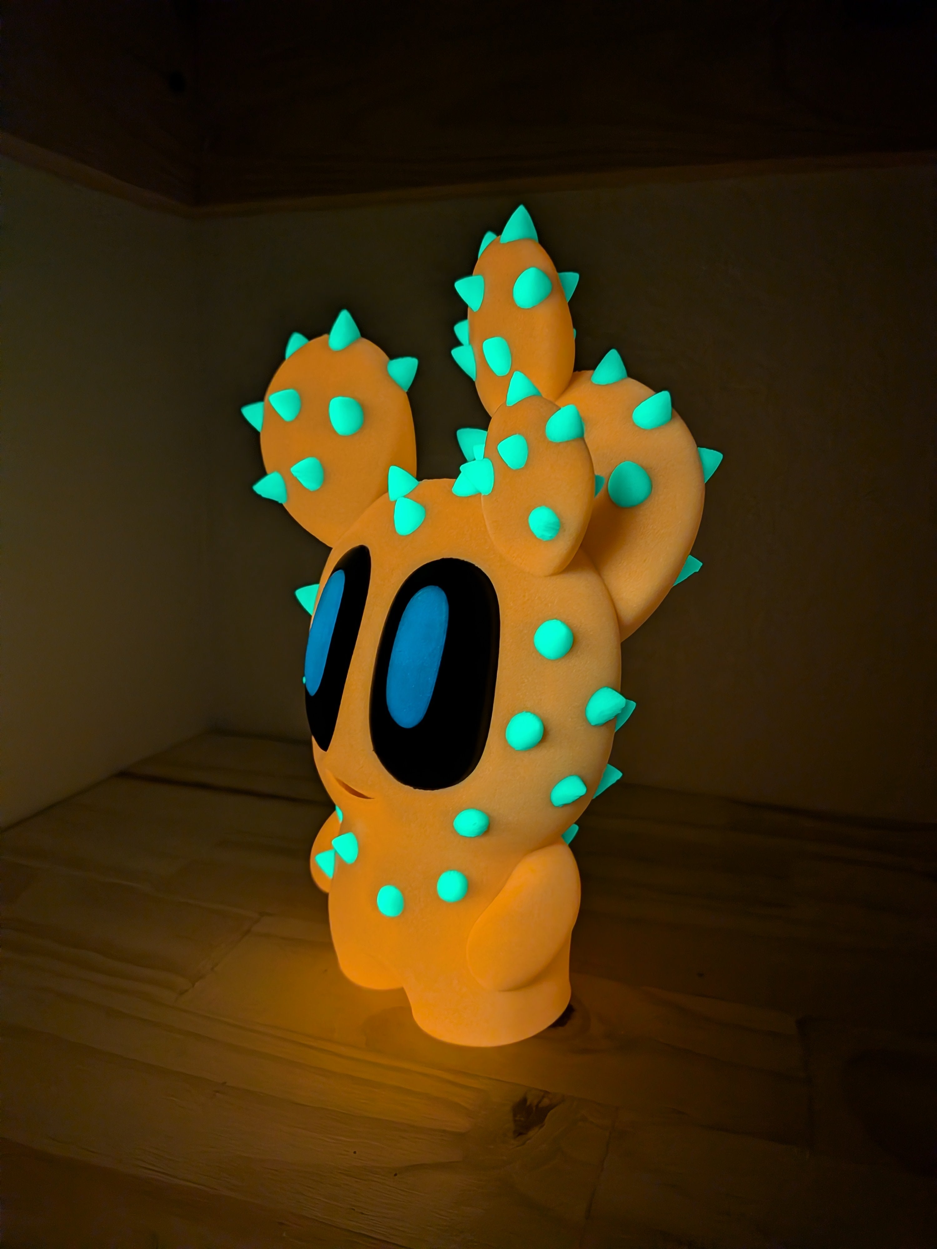 🌵✨ 8" UV-Reactive Cactus Buddy | Glowing 3D Printed "Chibi" Desert Decor 🔦🌈