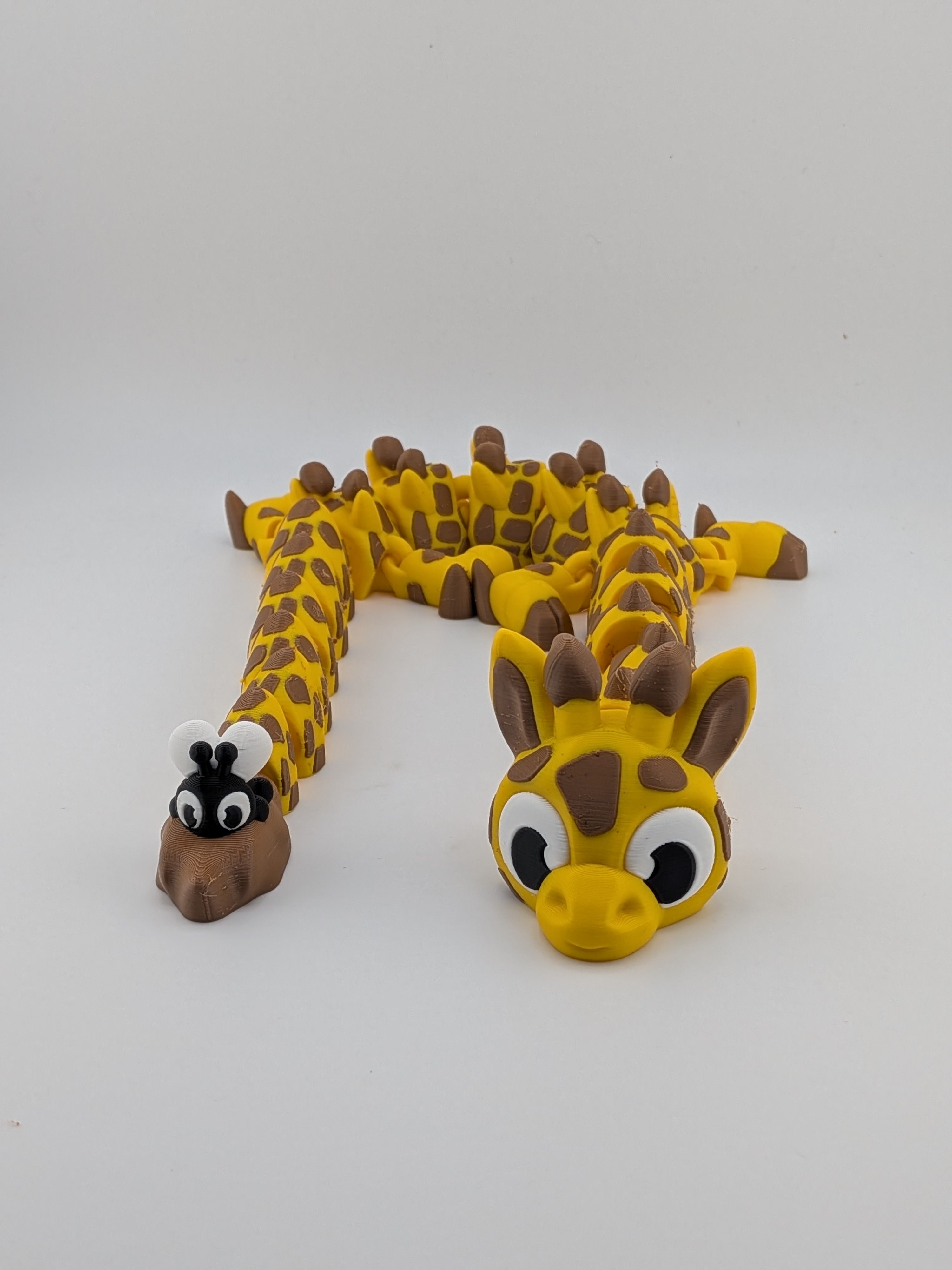 17.5 Inch Giraffe Dragon Articulated Flexi with Pesky Fly Tail
