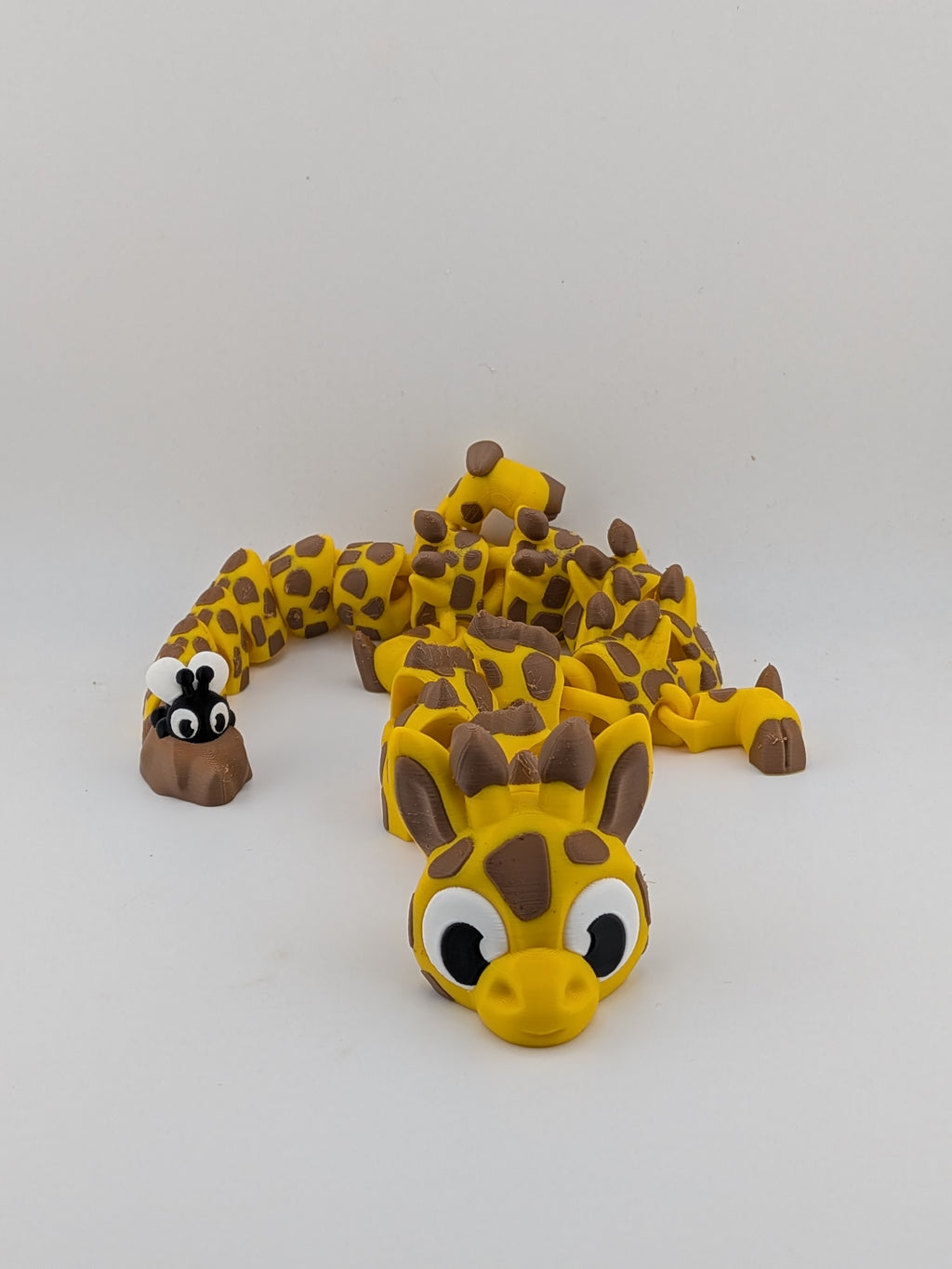 17.5 Inch Giraffe Dragon Articulated Flexi with Pesky Fly Tail