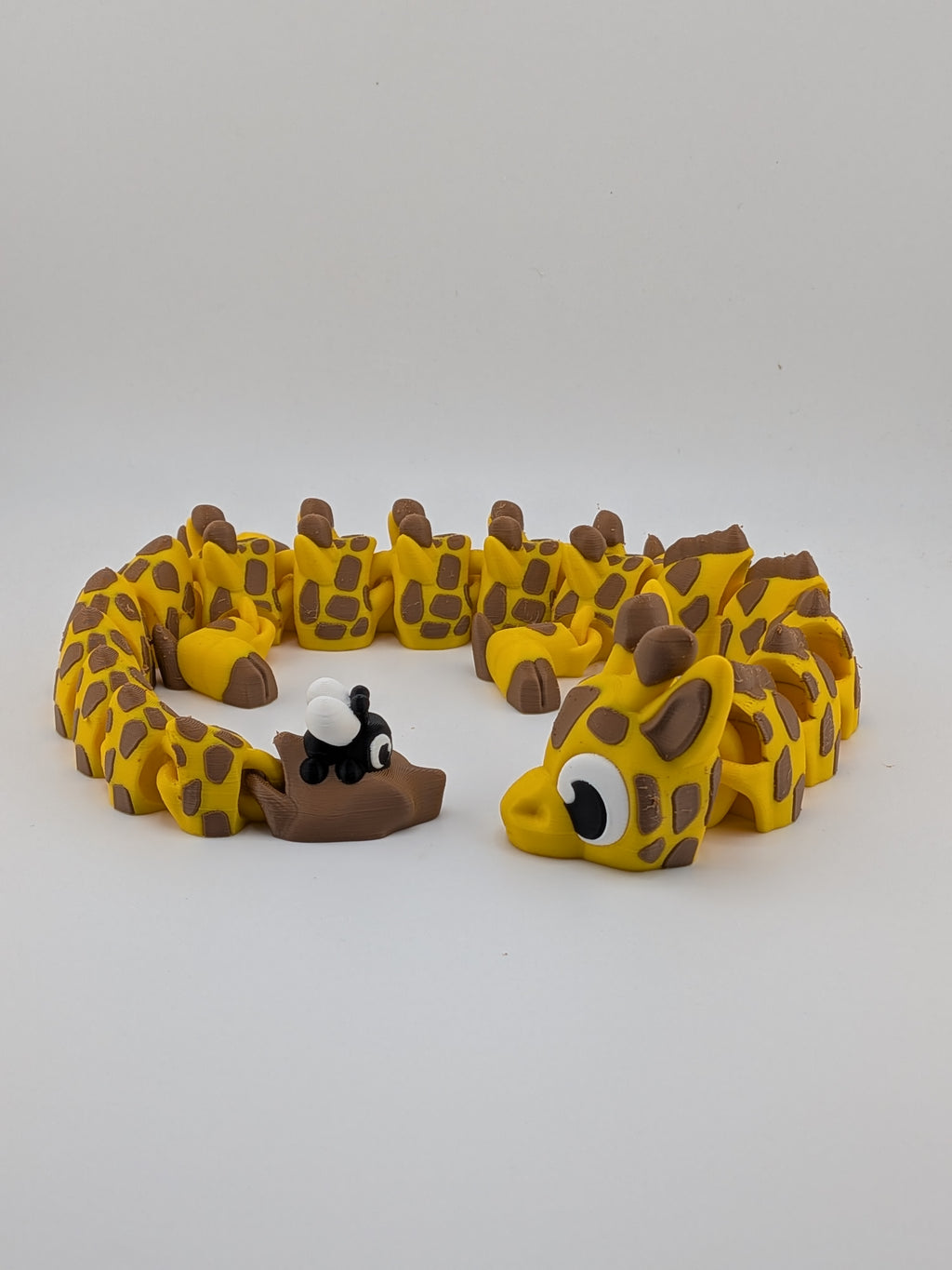 17.5 Inch Giraffe Dragon Articulated Flexi with Pesky Fly Tail