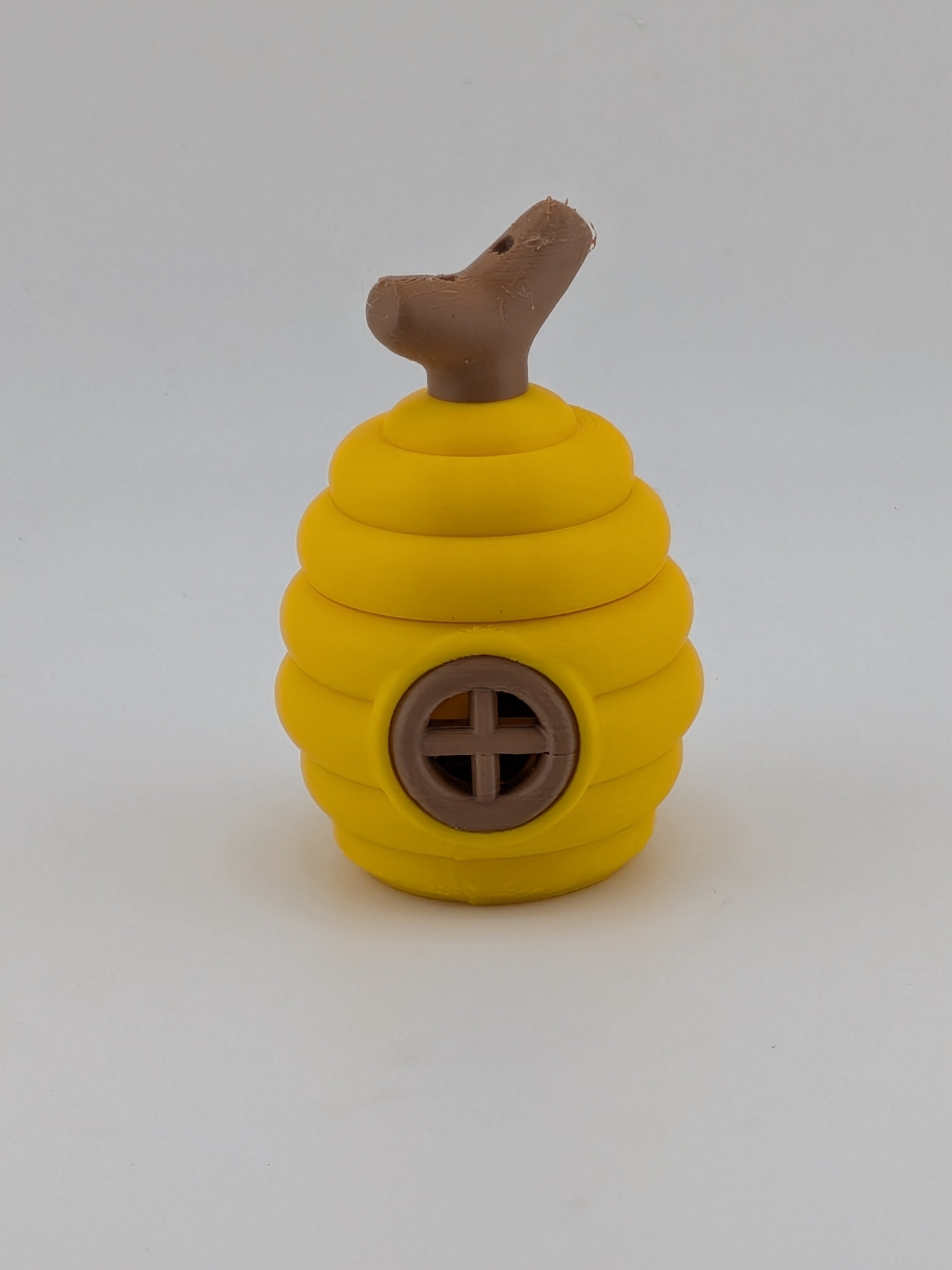 2.6 Inch Mini Beehive Keychain Storage Pot with Articulated Bumblebee Set