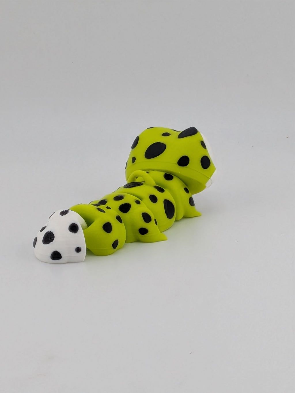 3.25 Inch Flexi Gecko Keychain Articulated Lizard Fidget Toy