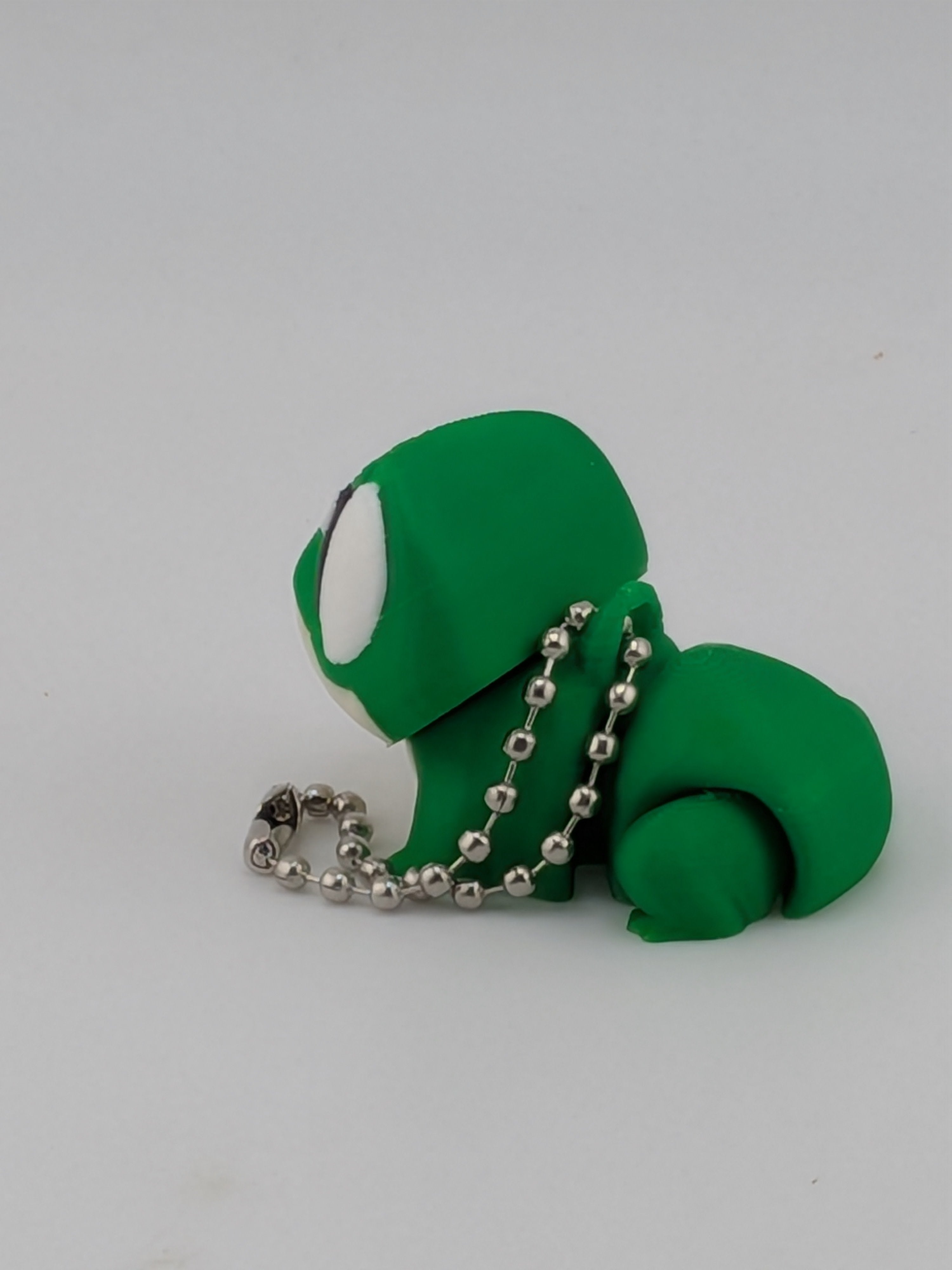 1.5 Inch Mini Flexi Frog Keychain 3D Printed Pocket Amphibian Fidget Buddy