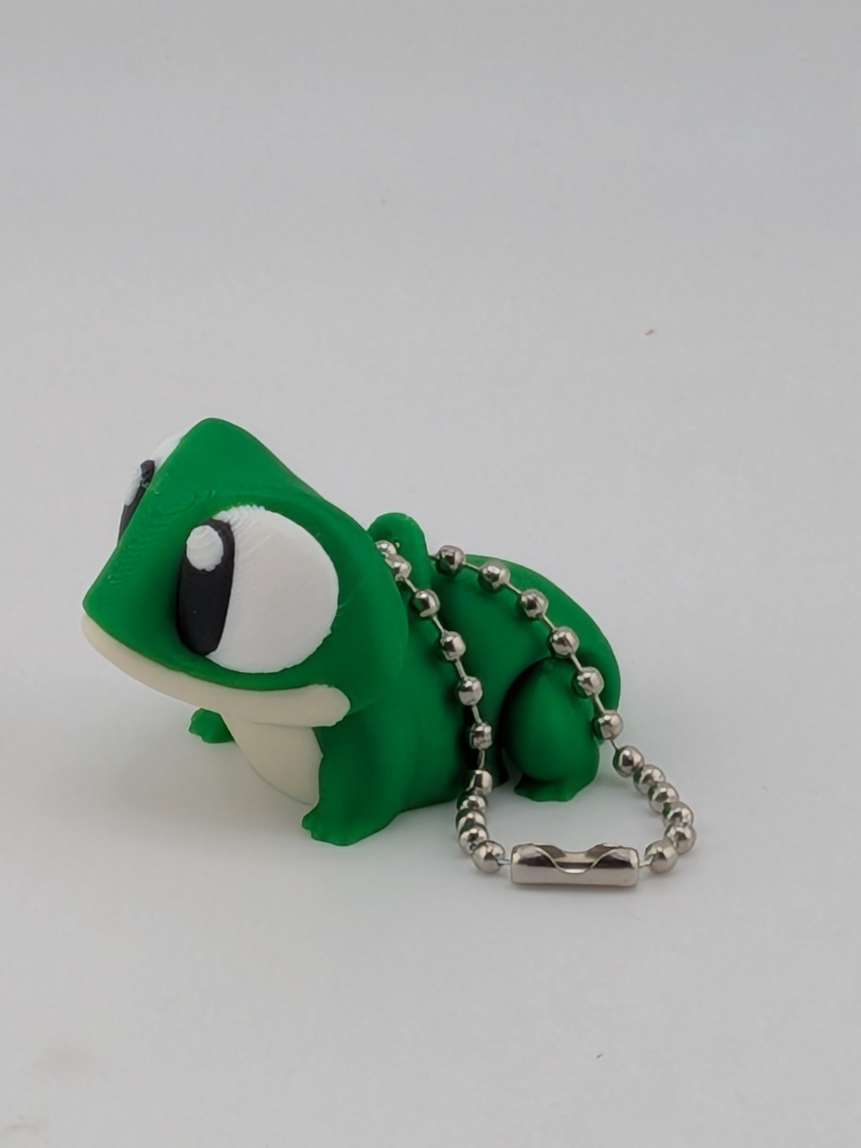 1.5 Inch Mini Flexi Frog Keychain 3D Printed Pocket Amphibian Fidget Buddy