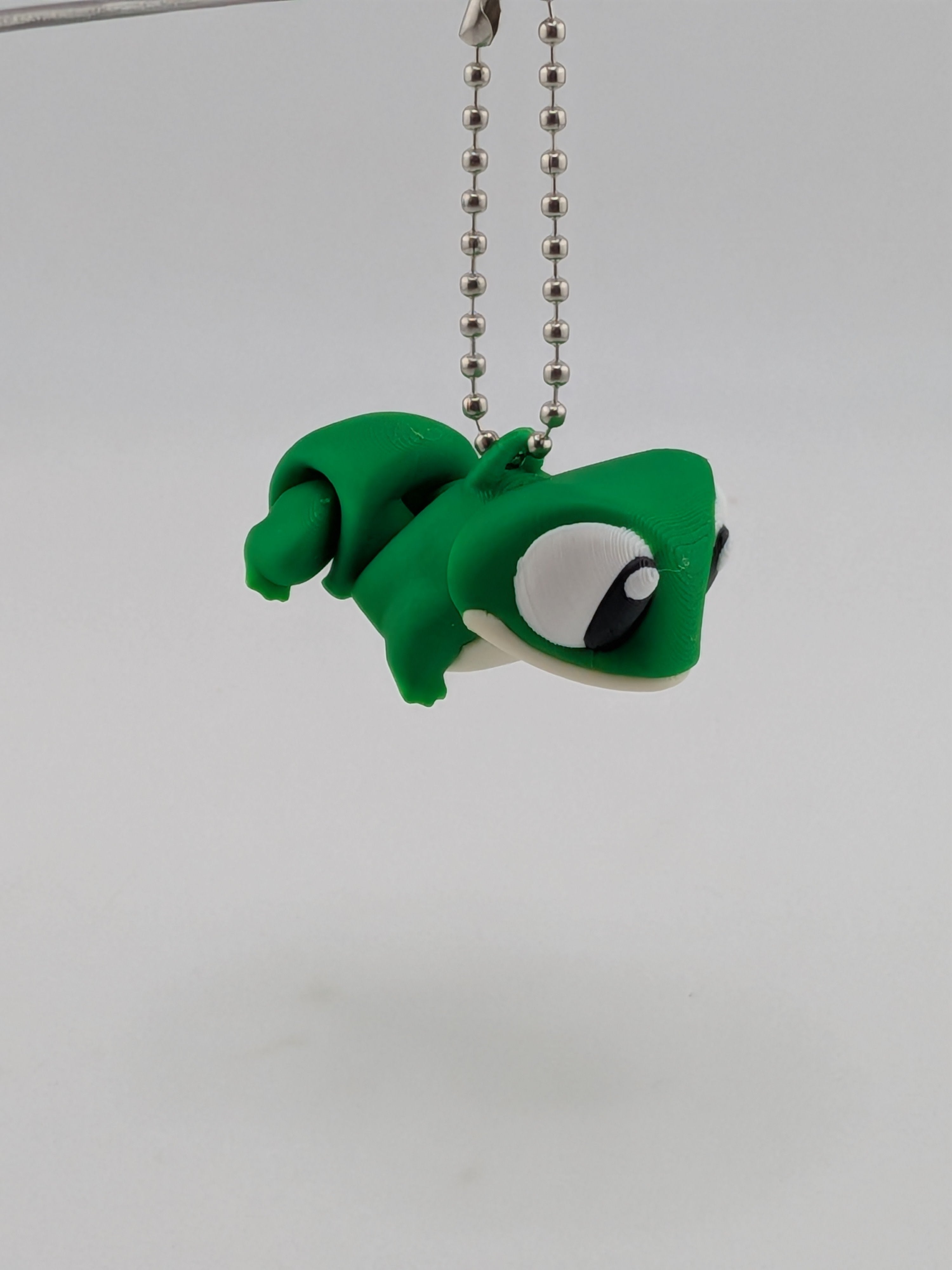 1.5 Inch Mini Flexi Frog Keychain 3D Printed Pocket Amphibian Fidget Buddy