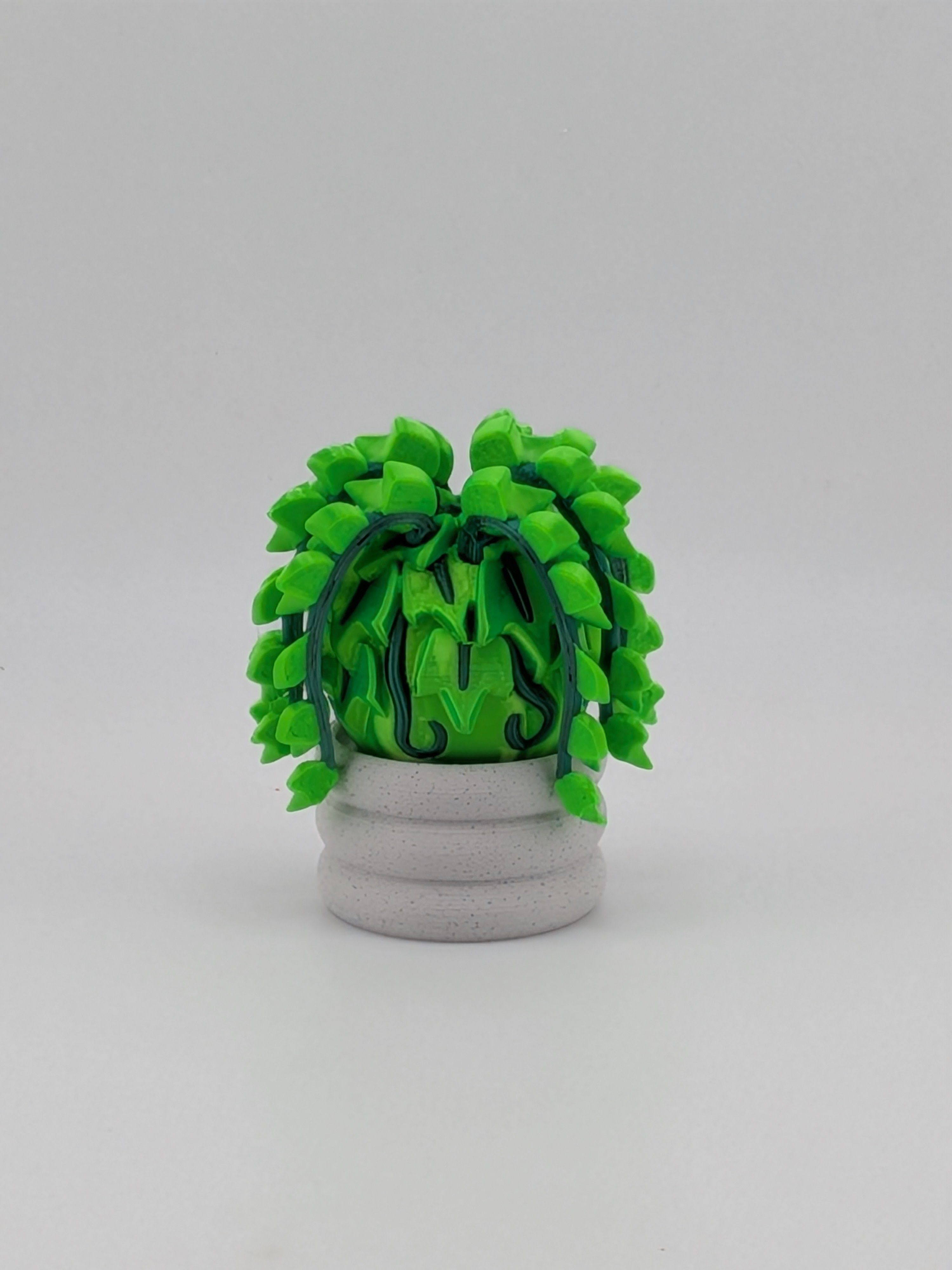 2.25 Inch Bloblab Ivy Plant Chibi Desk Pet with Modern Marble Pot Figurine