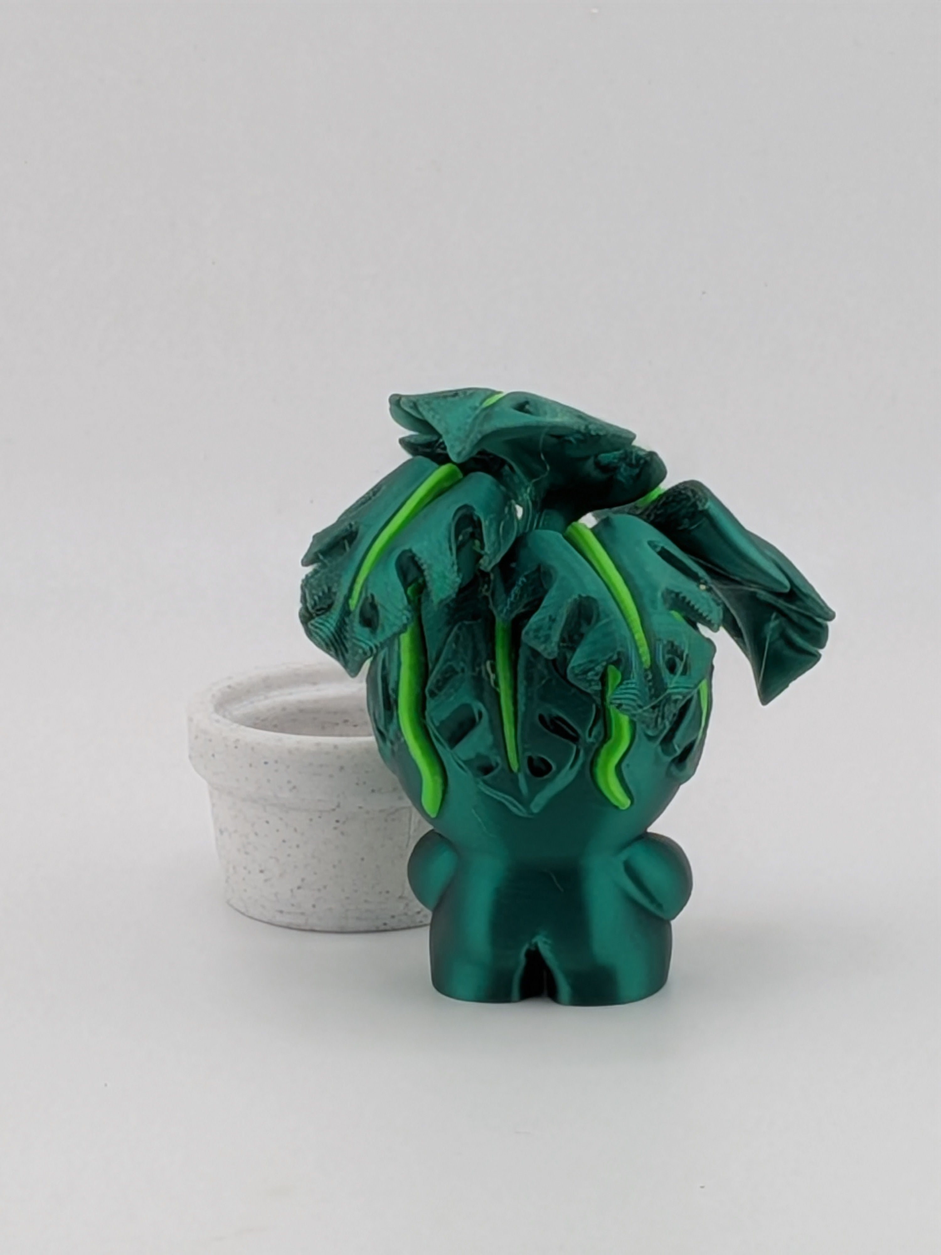 🌿✨ Monstera Plant Blob! 🪴 2.5" Leafy Fidget & Desk Pet Figurine 💎🍃