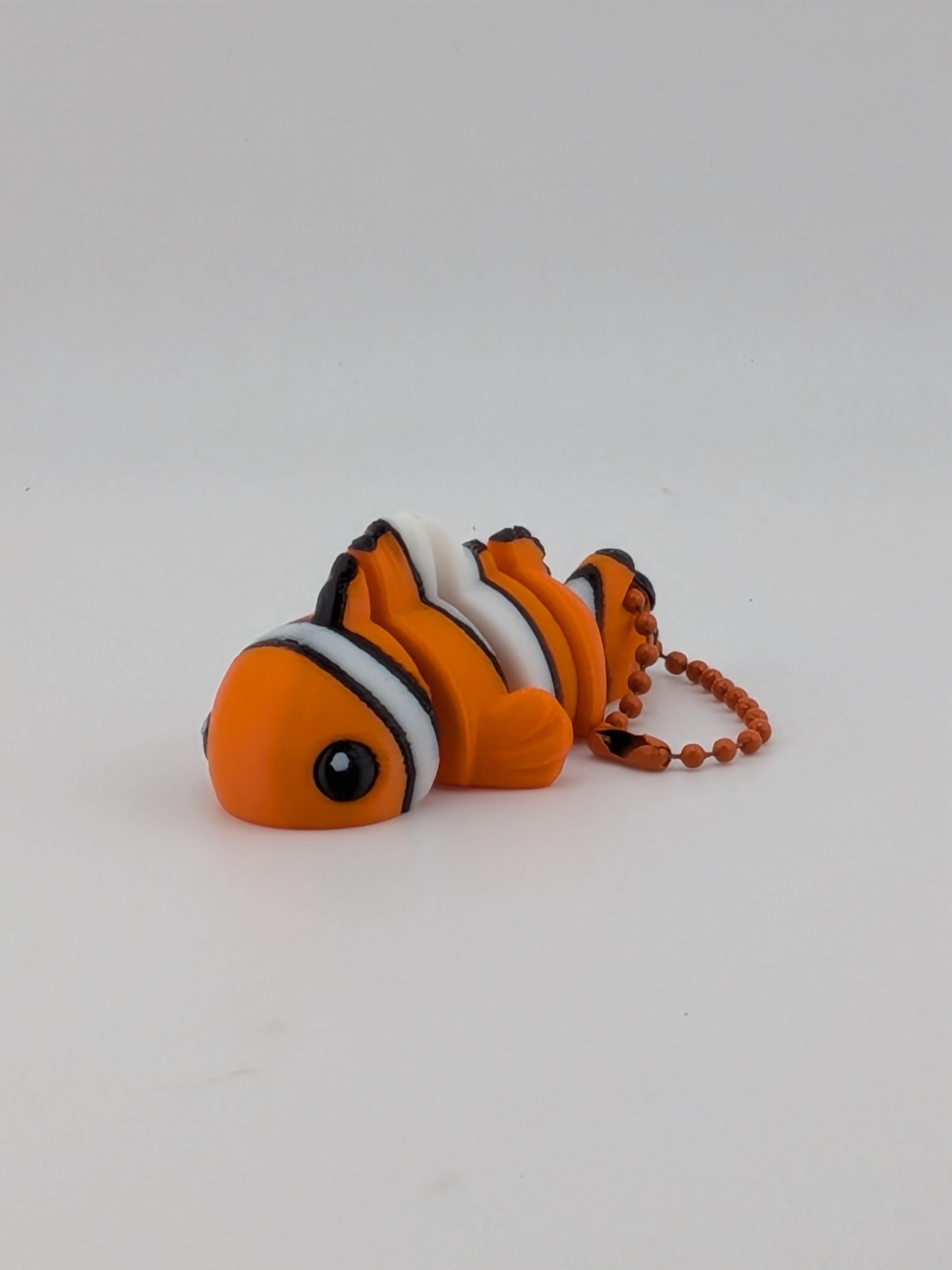 2.25 Inch Clownfish Articulated Flexi Keychain Cute Ocean Fidget Buddy