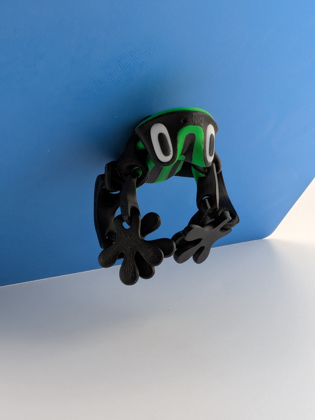 🐸🧲 Magnetic Flexi-Frog | 6-Point Grip Articulated Fidget | New "Venom" Colors! 🐍🟡