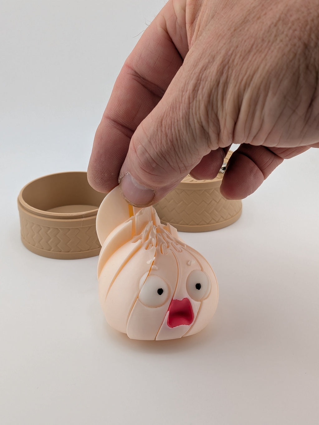 Articulated Dumpling Fidget Toy with Steamer Basket Keychain Flexi Bao Bun Clip