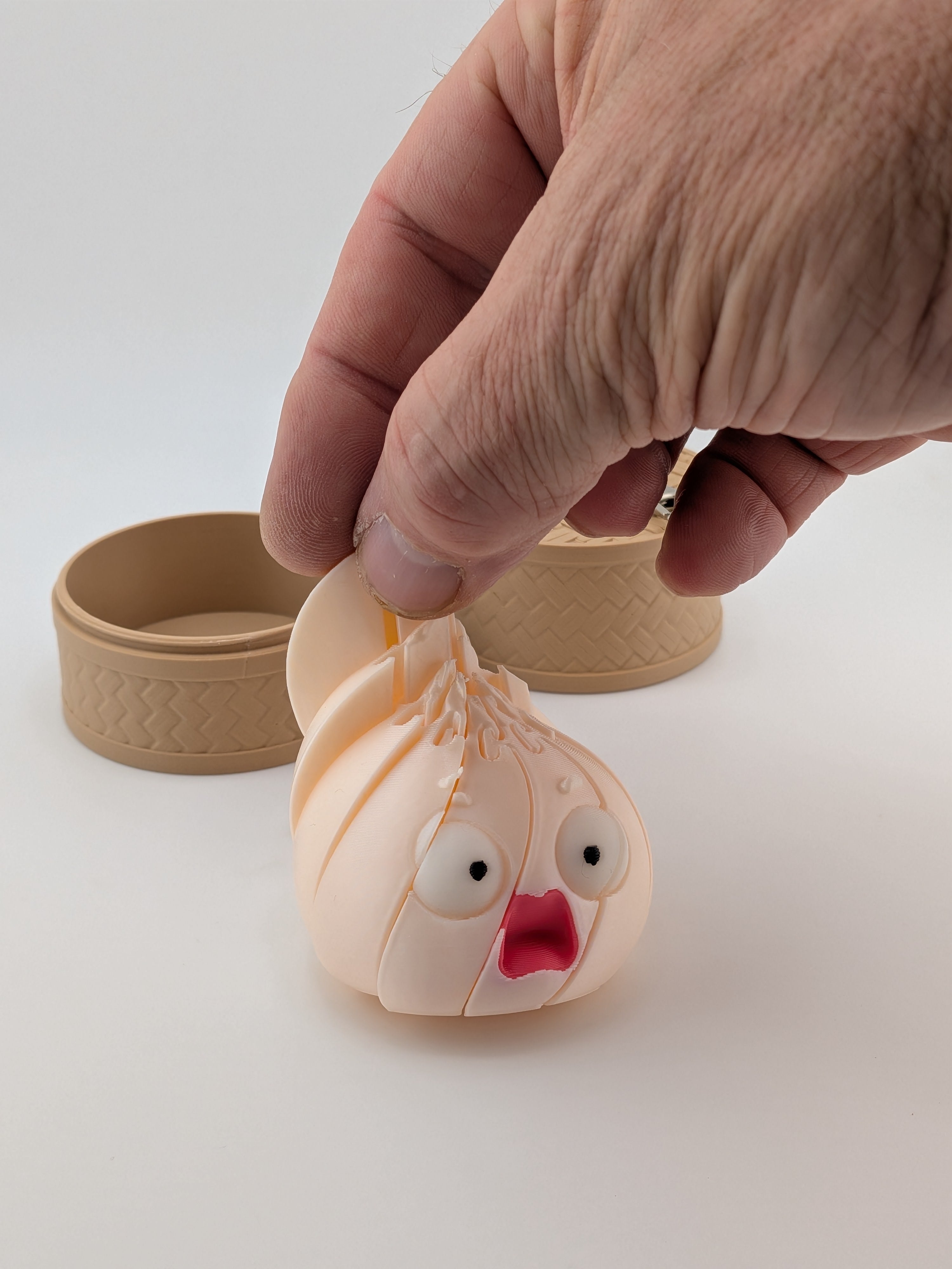 Articulated Dumpling Fidget Toy with Steamer Basket Keychain Flexi Bao Bun Clip