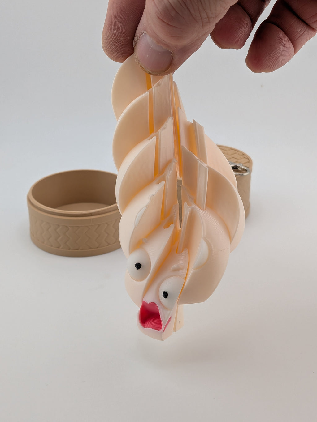 Articulated Dumpling Fidget Toy with Steamer Basket Keychain Flexi Bao Bun Clip