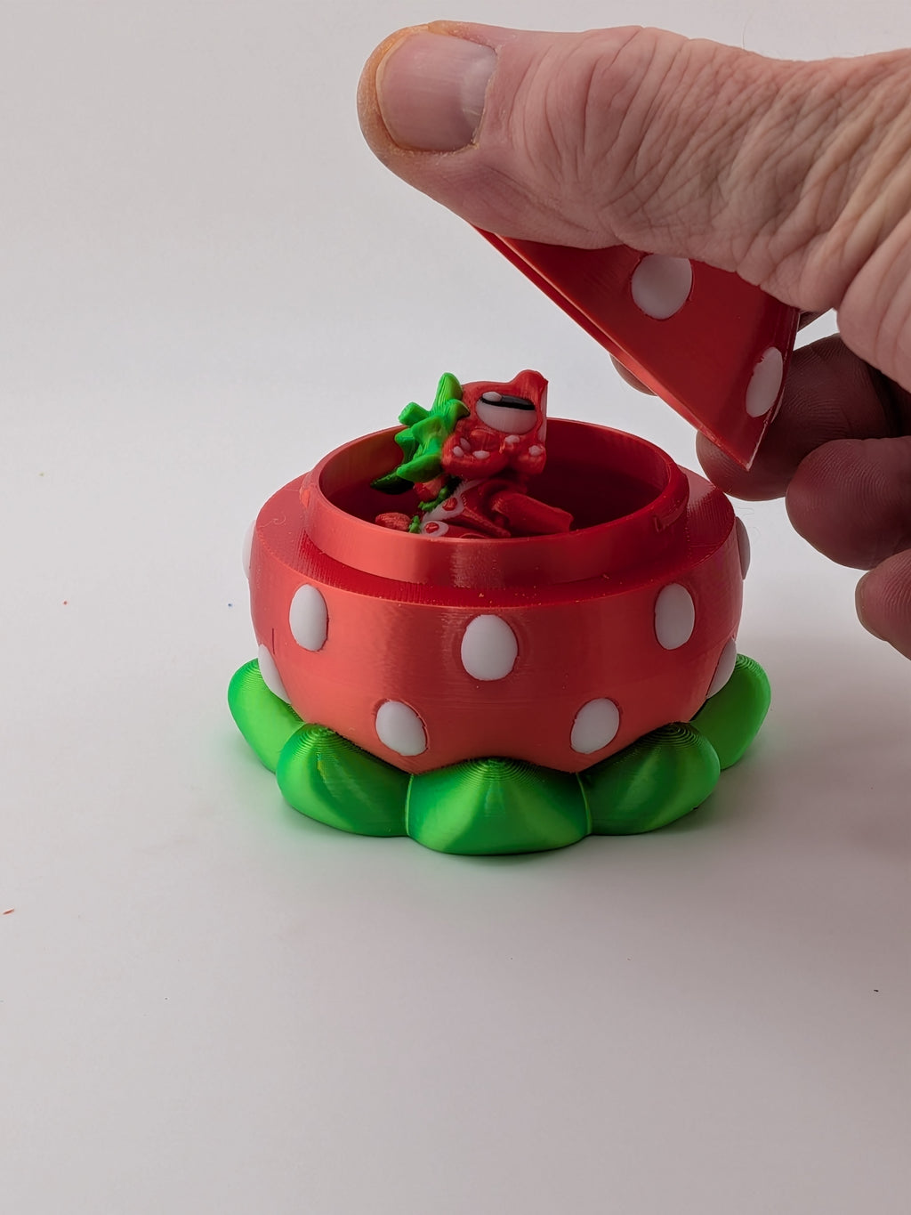 Silk PLA Strawberry Mini Dragon with Matching Fruit Egg Display Box Set