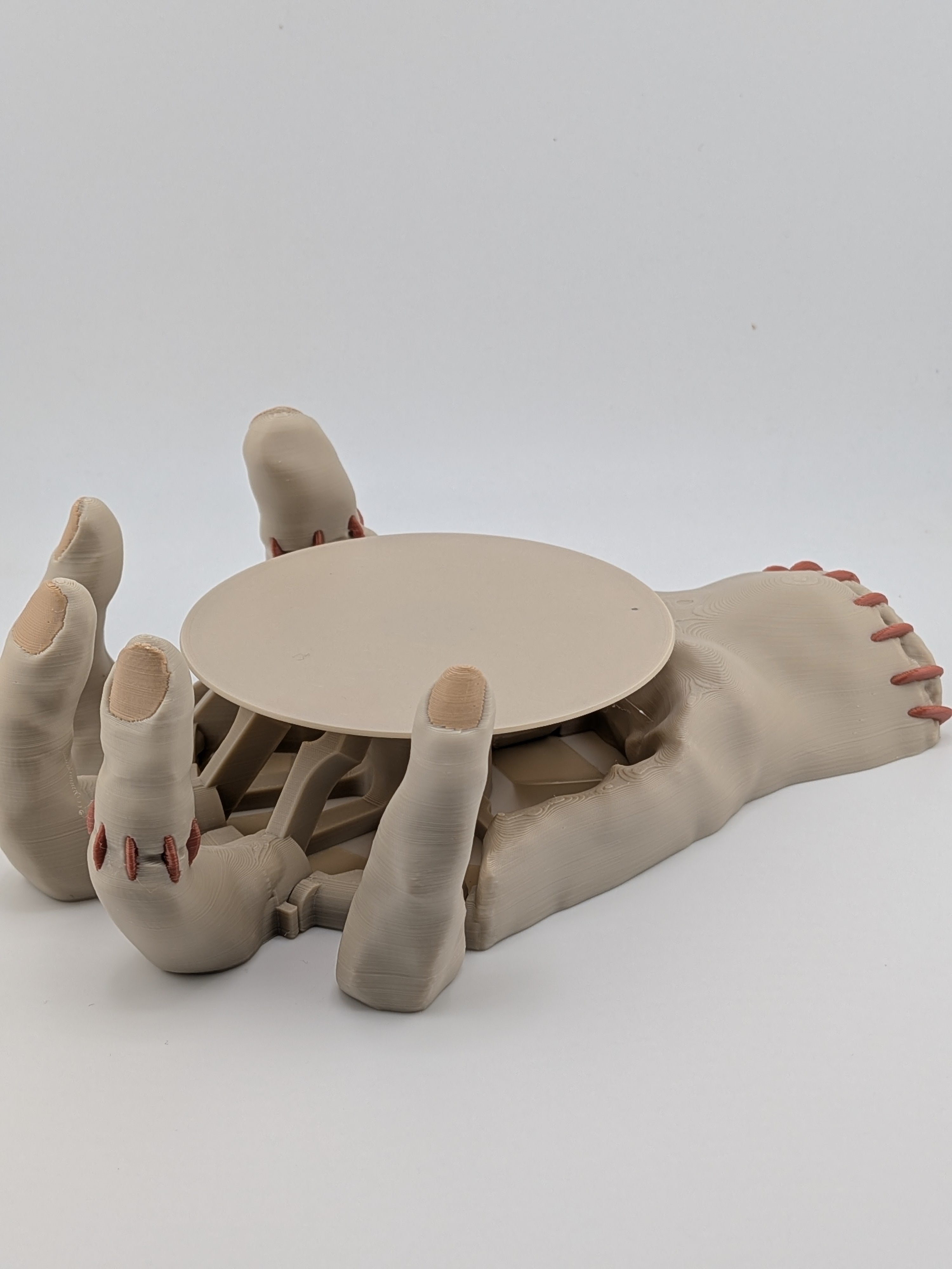 Mug Hand Self-Adjusting Coaster Kinetic Monster Hand Drink Holder
