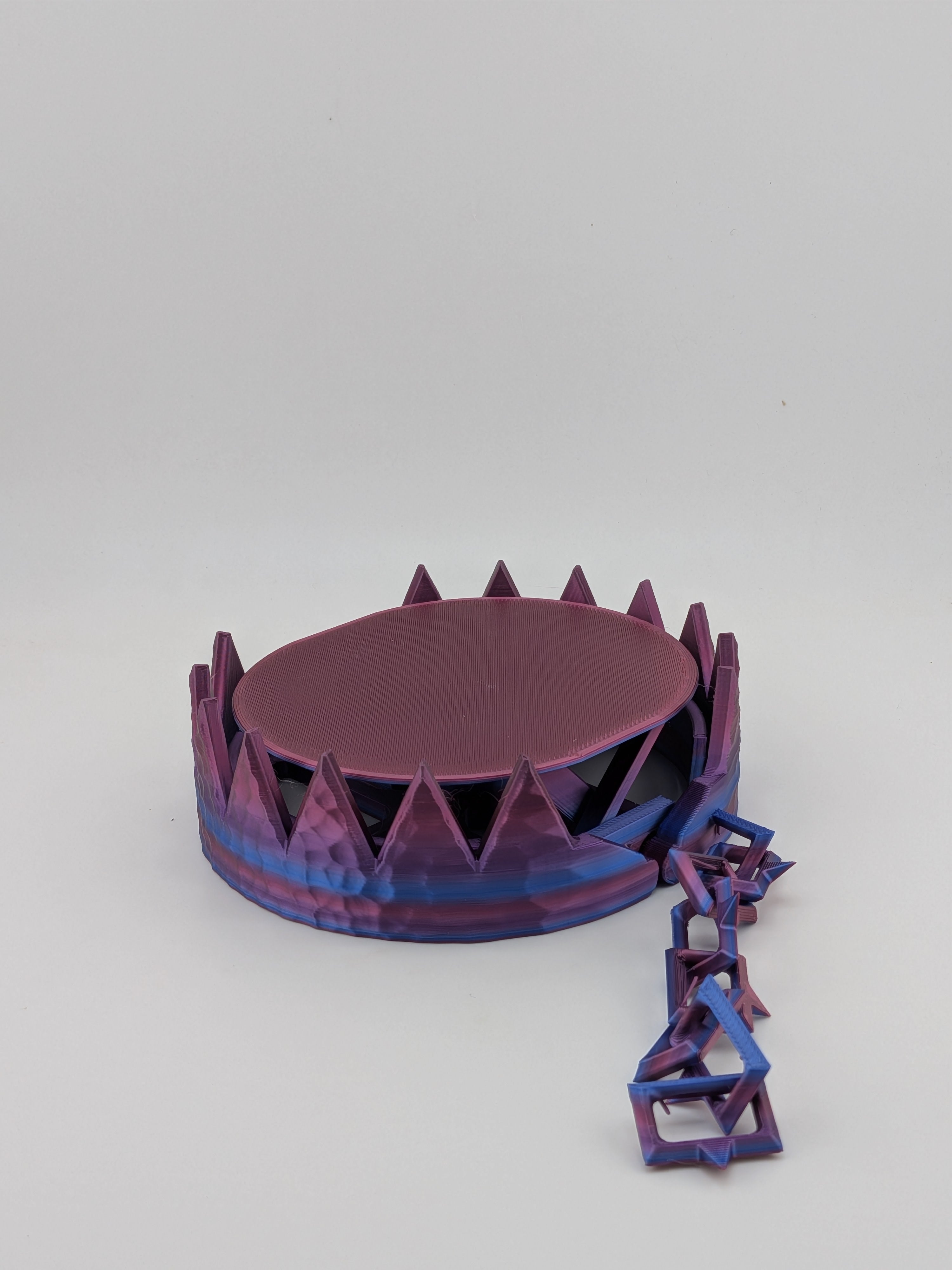 Mug Trap Self-Adjusting Coaster Kinetic Bear Trap Drink Coaster