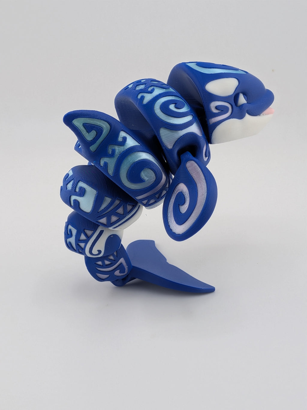 6.25 Inch Tatted Orca Killer Whale Articulated Flexi Desktop Figurine