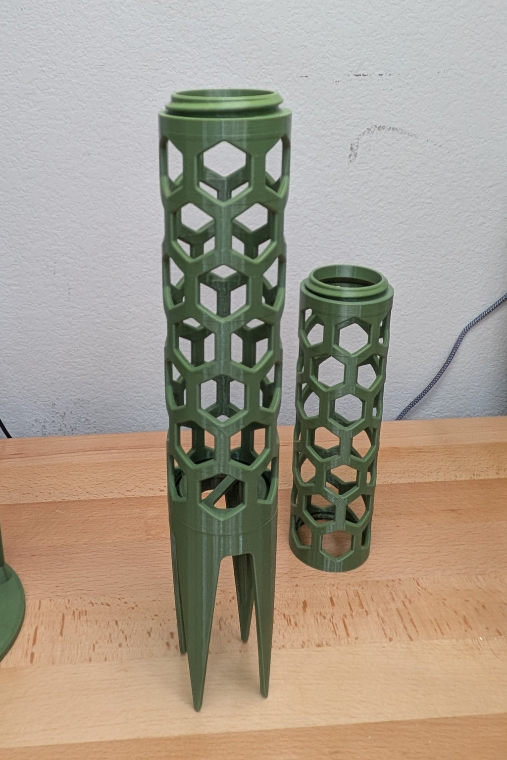 Modular Moss Pole System 2 Inch PETG Self Watering Monstera Plant Trellis