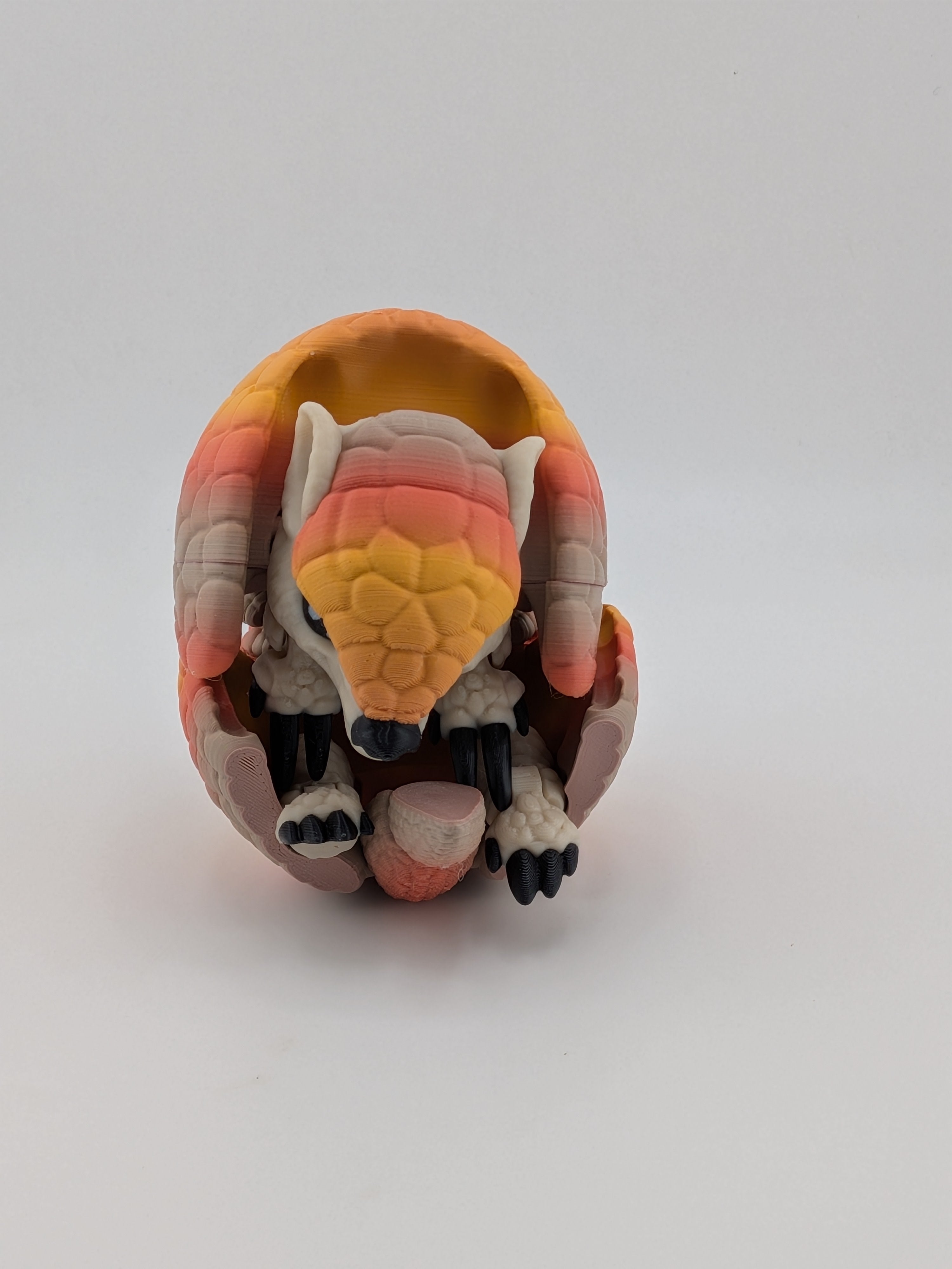 Flexi Armadillo Fidget Toy Articulated Roll-Up 3D Printed Desk Pet