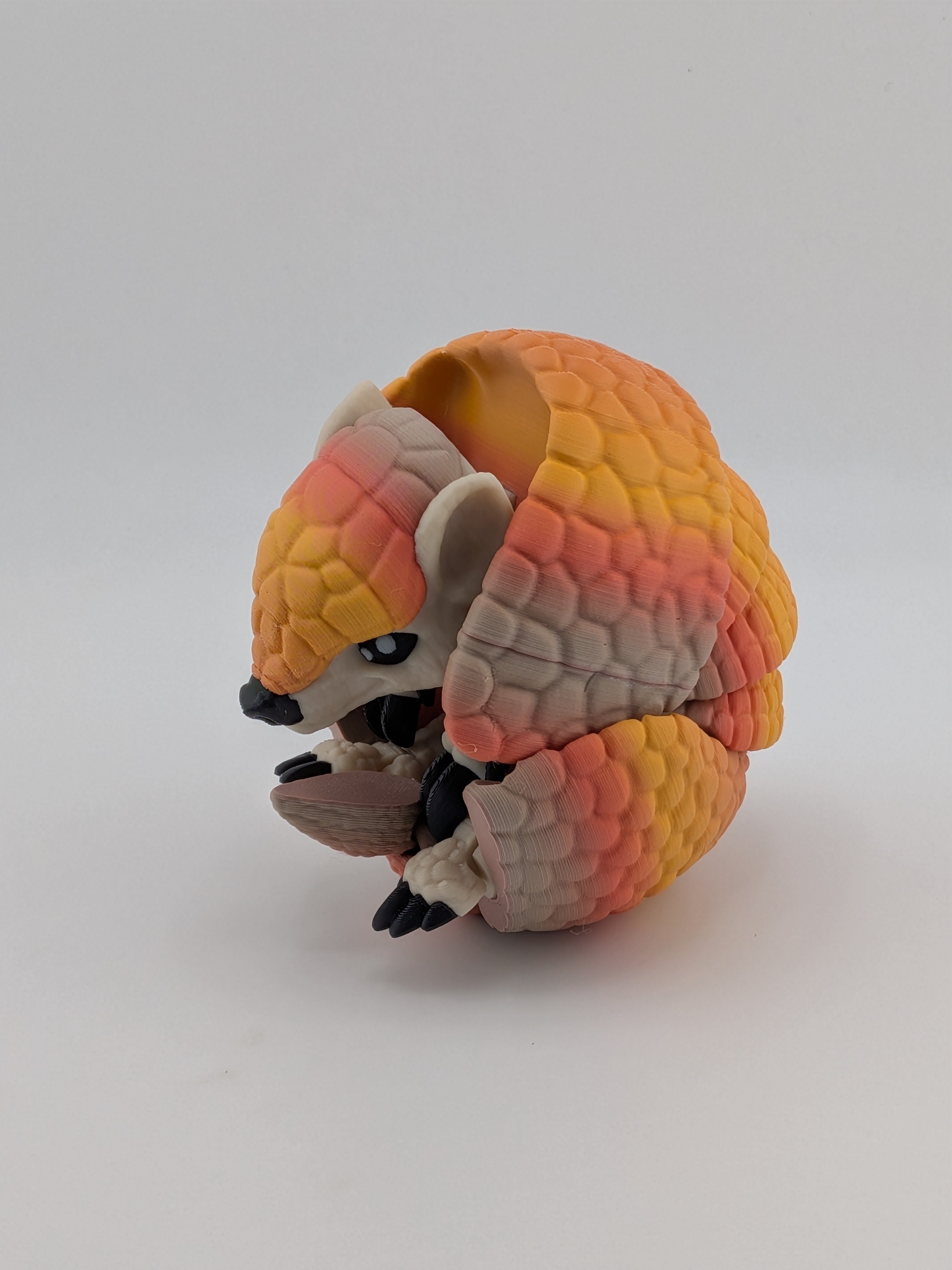 Flexi Armadillo Fidget Toy Articulated Roll-Up 3D Printed Desk Pet