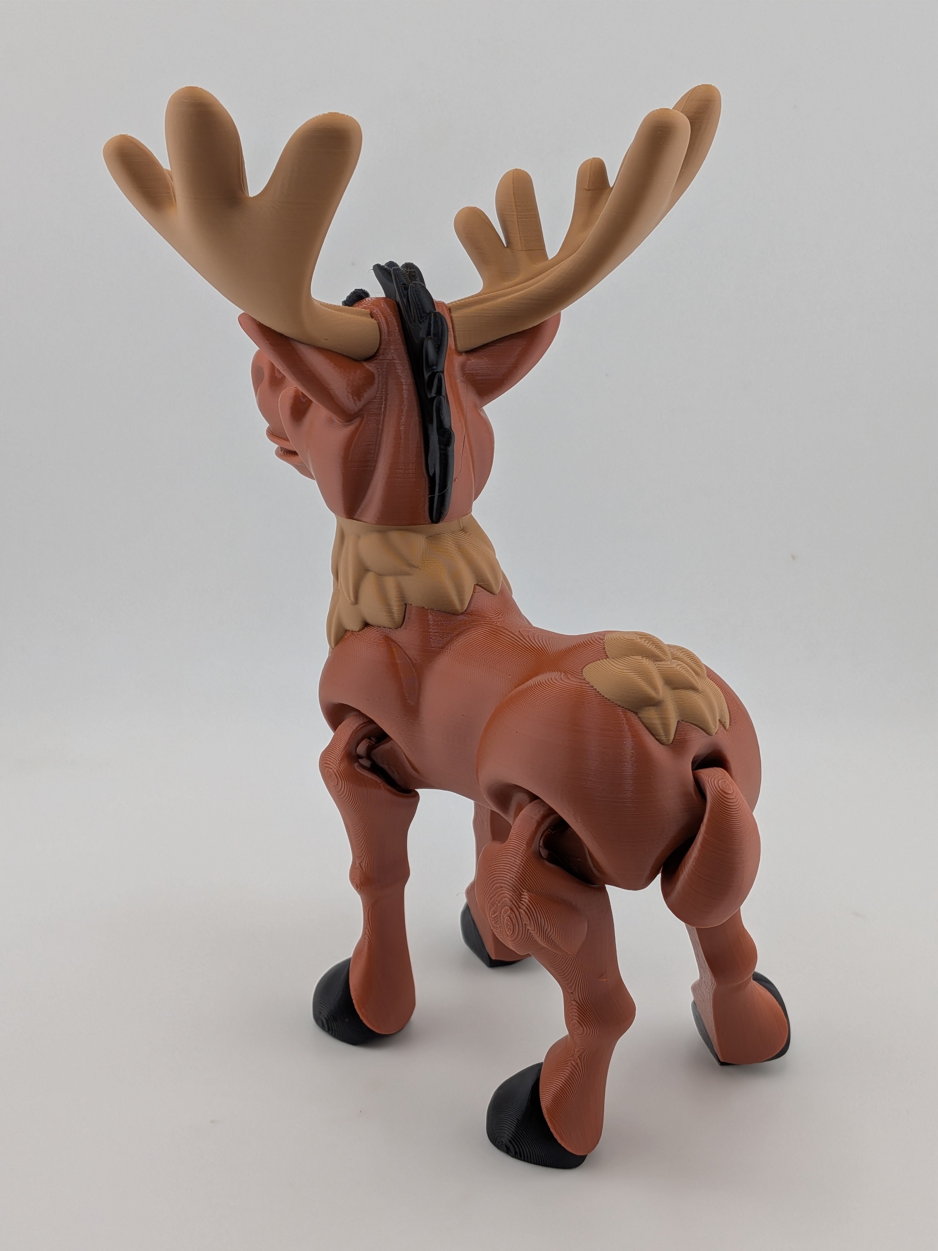 Articulated Moose Figurine 6.5 Inch 3D Printed Poseable Desk Pet Decor