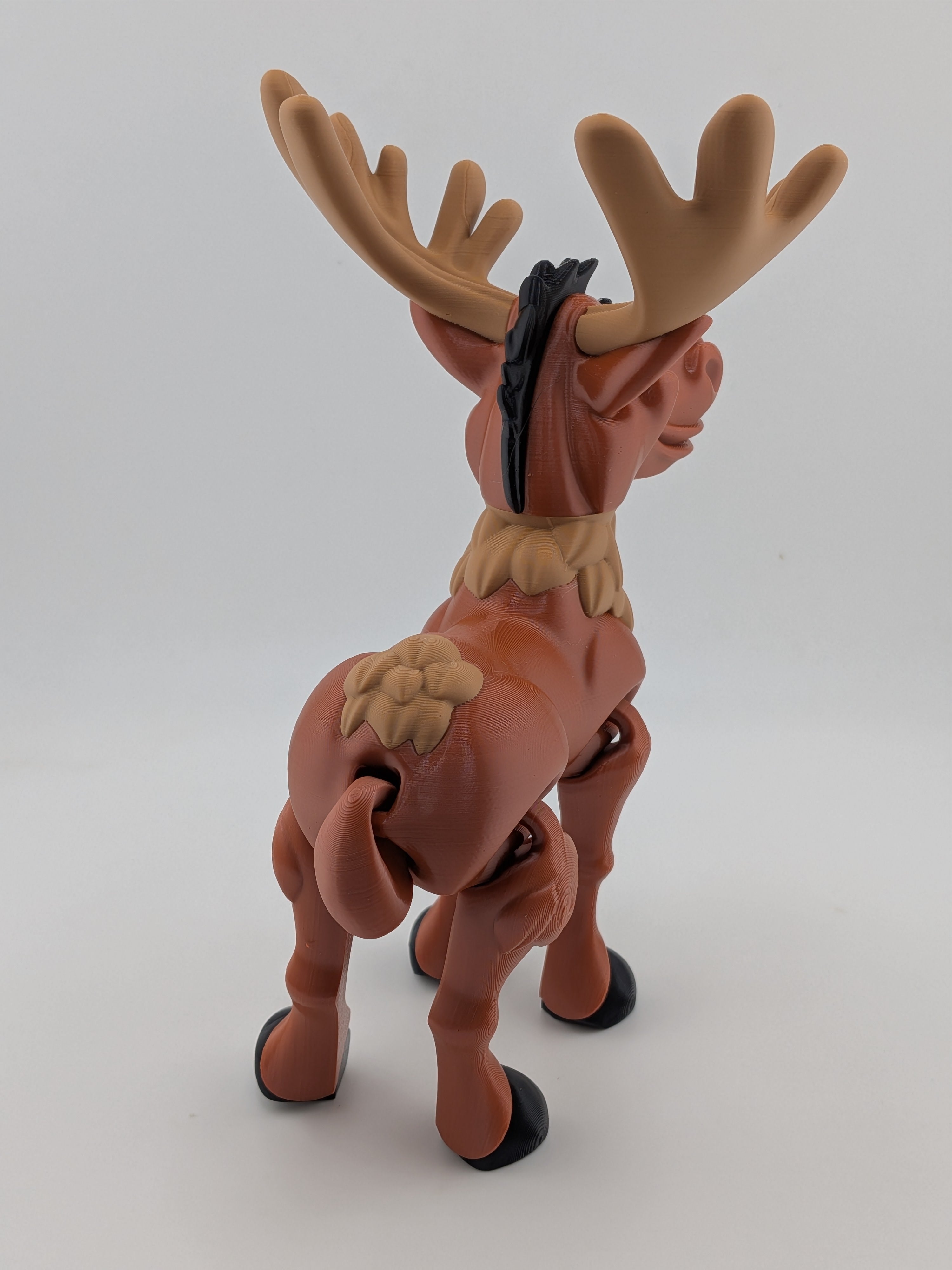 Articulated Moose Figurine 6.5 Inch 3D Printed Poseable Desk Pet Decor