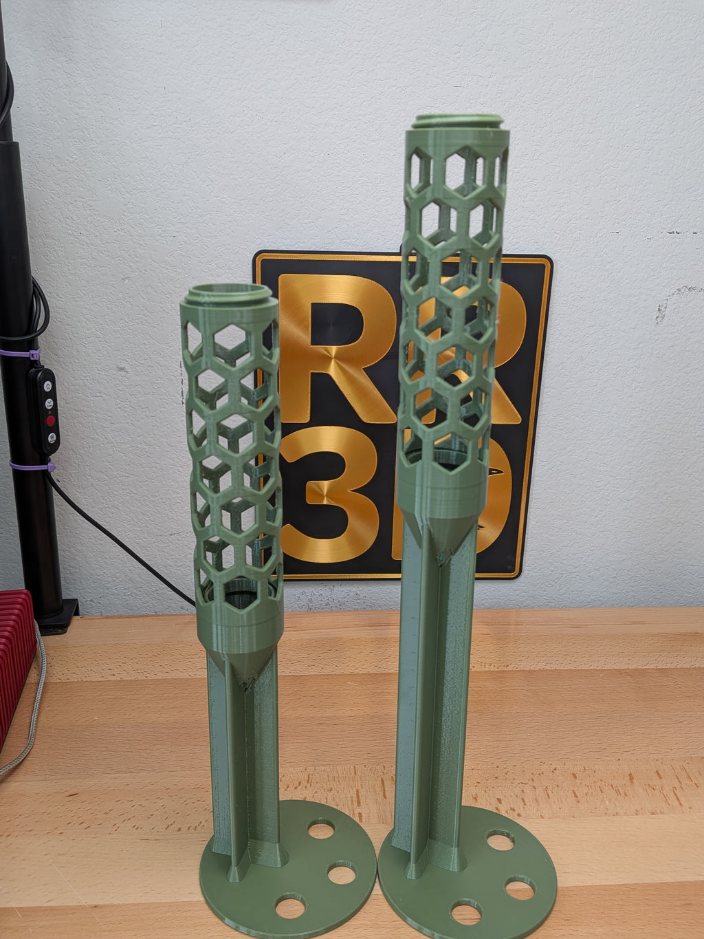 Medium Modular Moss Pole System 1.5 Inch PETG Self Watering Monstera Plant Trellis